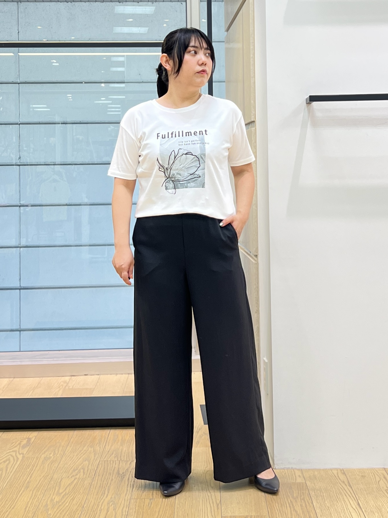 shimaさんの「INDIVI｜【さらに軽く軽快！／着る日傘】颯爽ジレジャケット」を使ったコーディネート