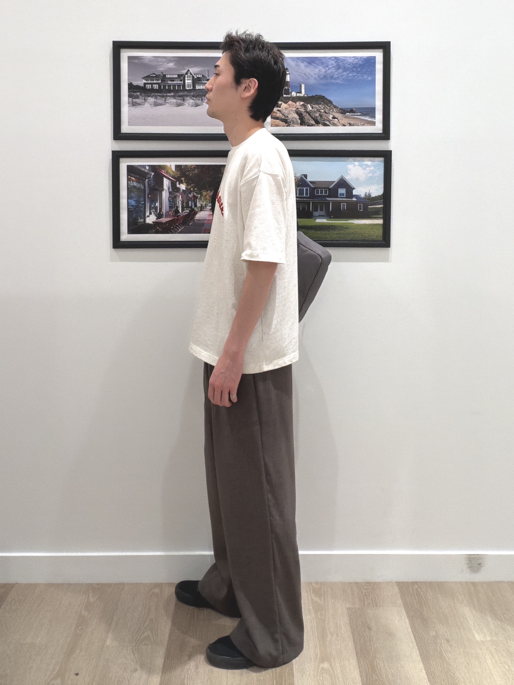 oikawaさんの「Dessin｜【ユニセックス/洗える】ネップロゴ刺繍Tシャツ」を使ったコーディネート