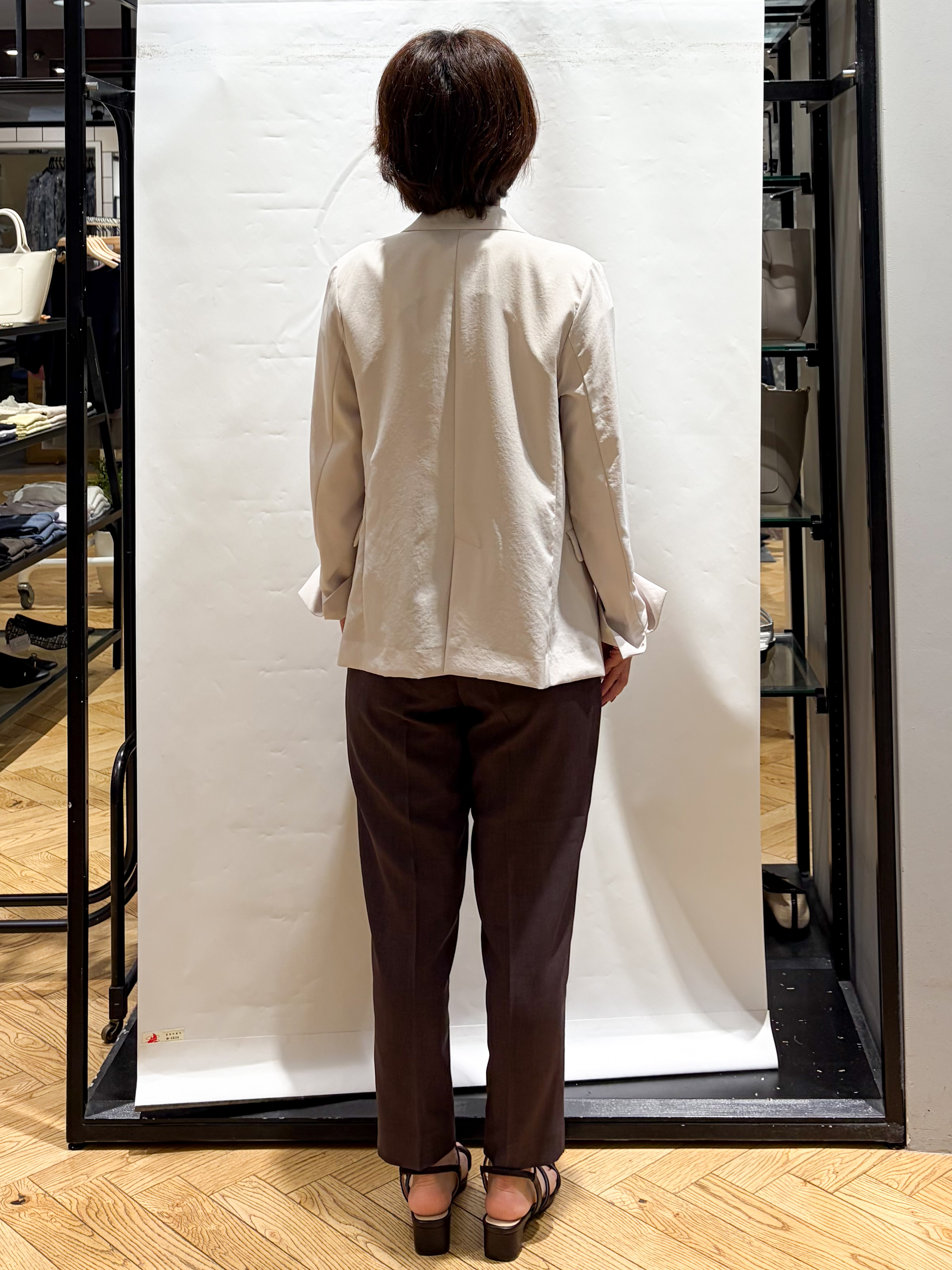 グッチさんの「index｜《再入荷》ダブルブレストテーラードジャケット【接触冷感／吸水速乾／イージーアイロン／防シワ／洗濯機O」を使ったコーディネート