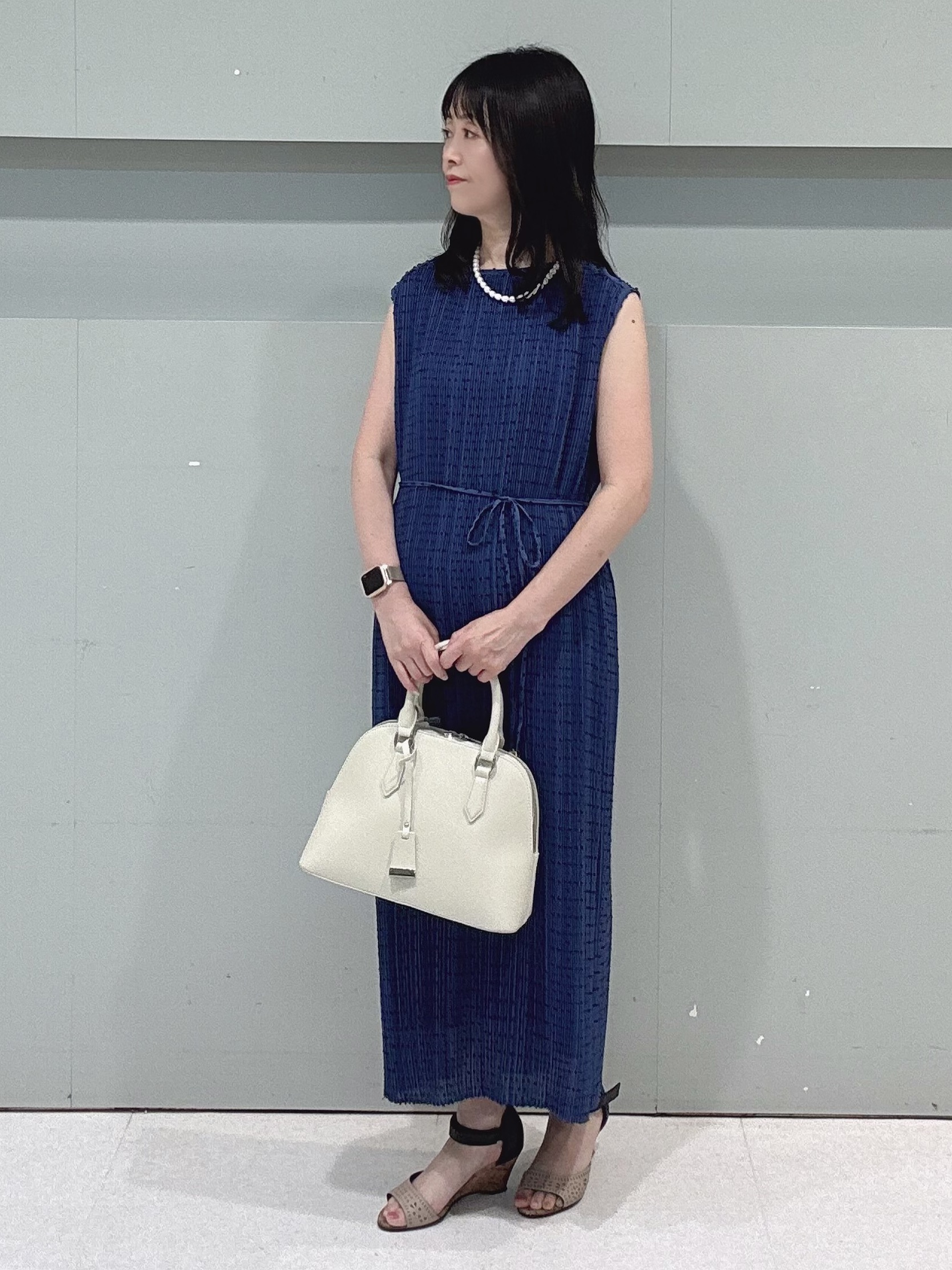makiさんの「UNTITLED｜【ストレッチ性/洗える】短丈ニットカーディガン」を使ったコーディネート