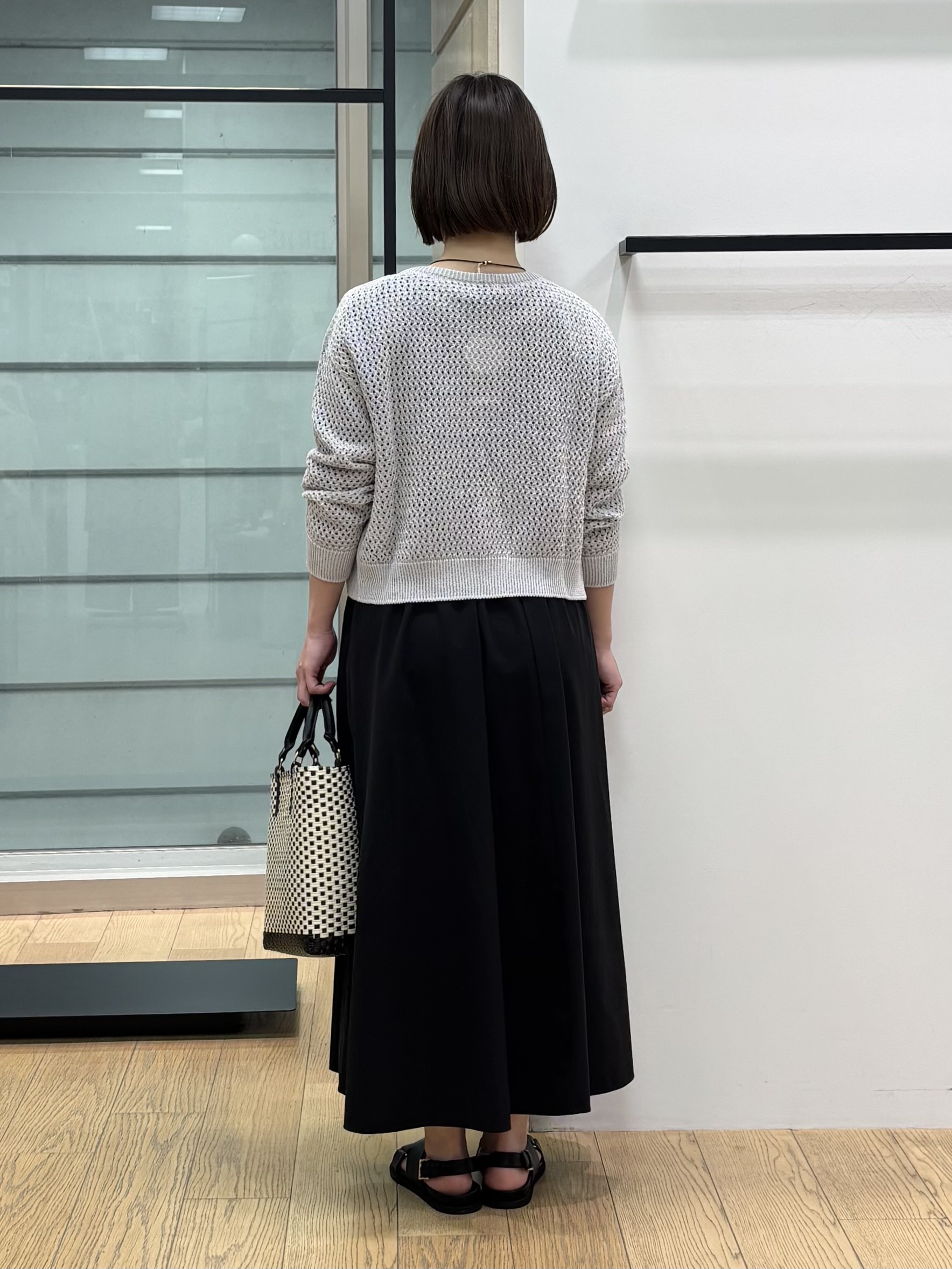 asamiさんの「INDIVI｜【さらに軽く軽快！／着る日傘】ドルマントップス」を使ったコーディネート