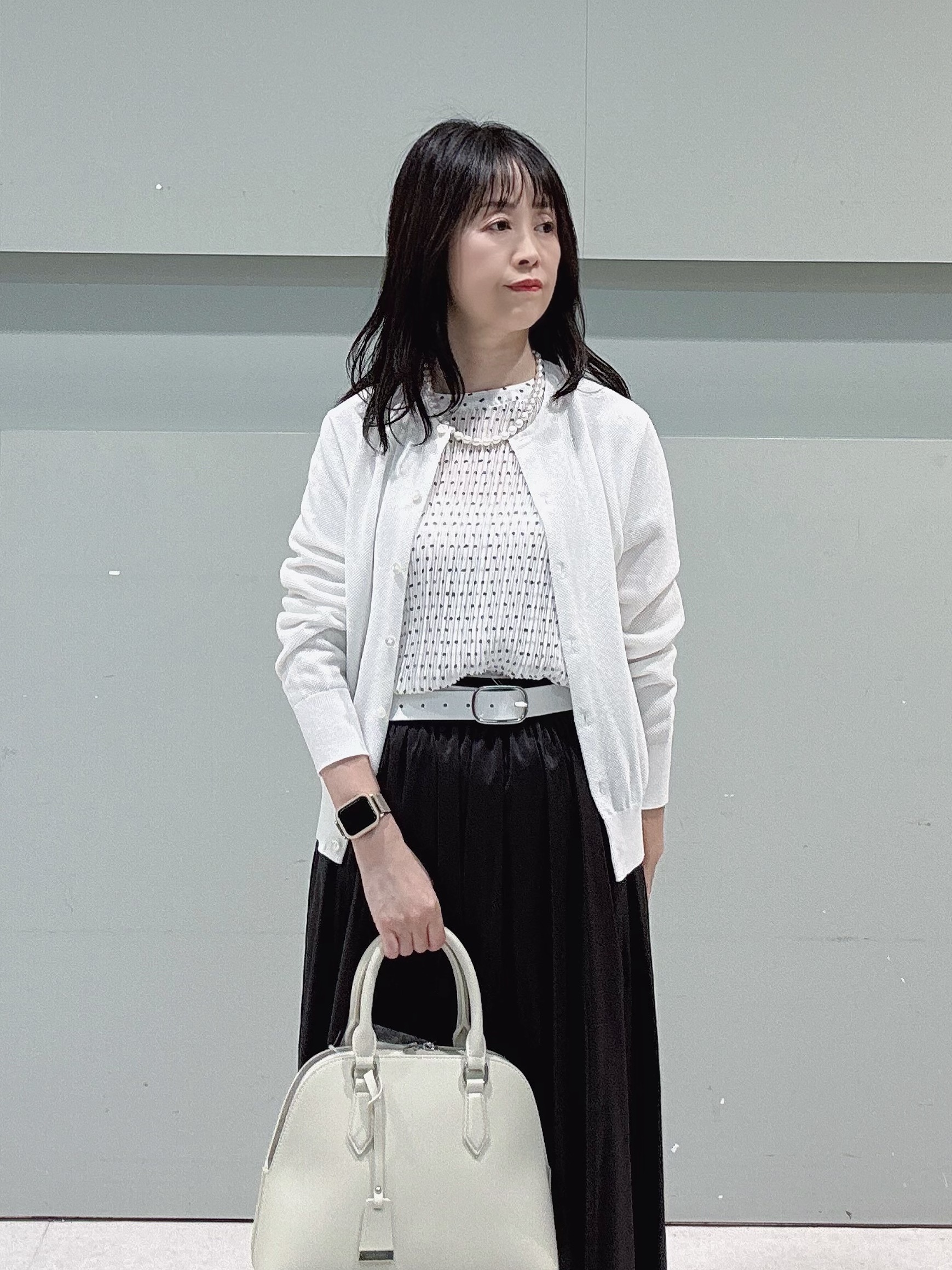 makiさんの「UNTITLED｜【アンサンブル可】ラメ混クルーネックカーディガン」を使ったコーディネート