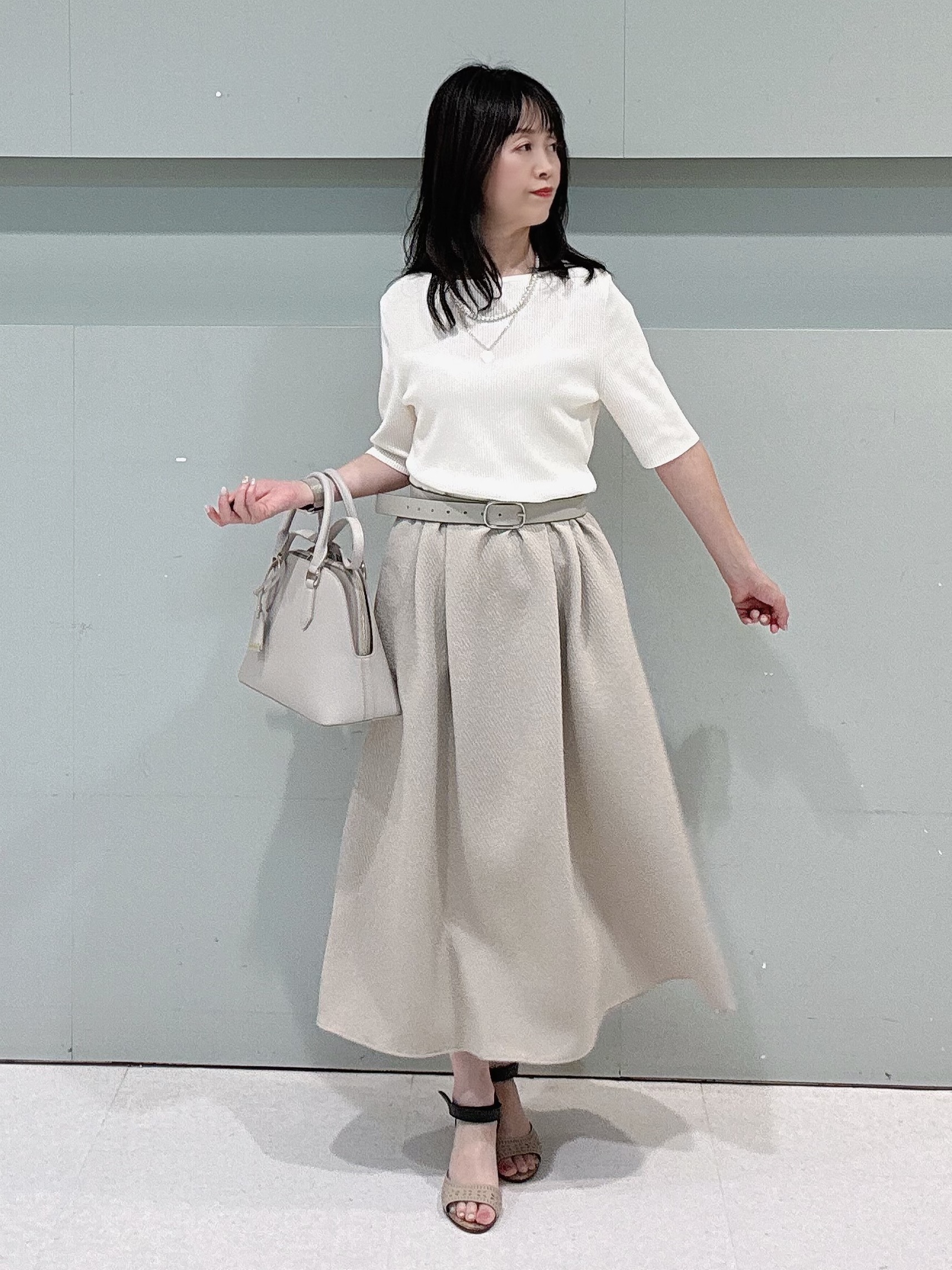 makiさんの「UNTITLED｜【一枚でサマ見え】ニットドッキングジャガードワンピース」を使ったコーディネート