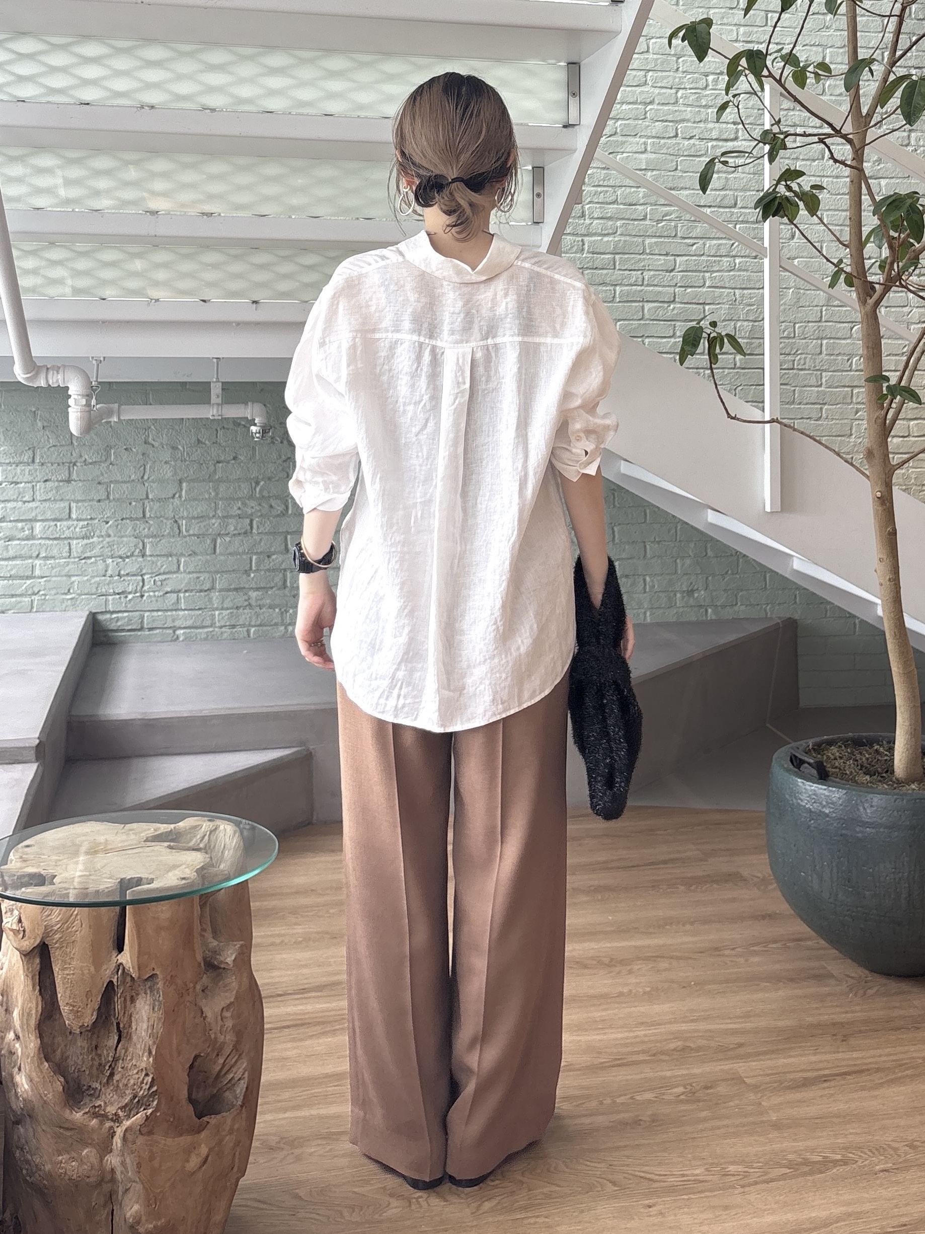 kotakiさんの「INDIVI｜【接触冷感／2WAY】カシュクールリネンシャツ」を使ったコーディネート