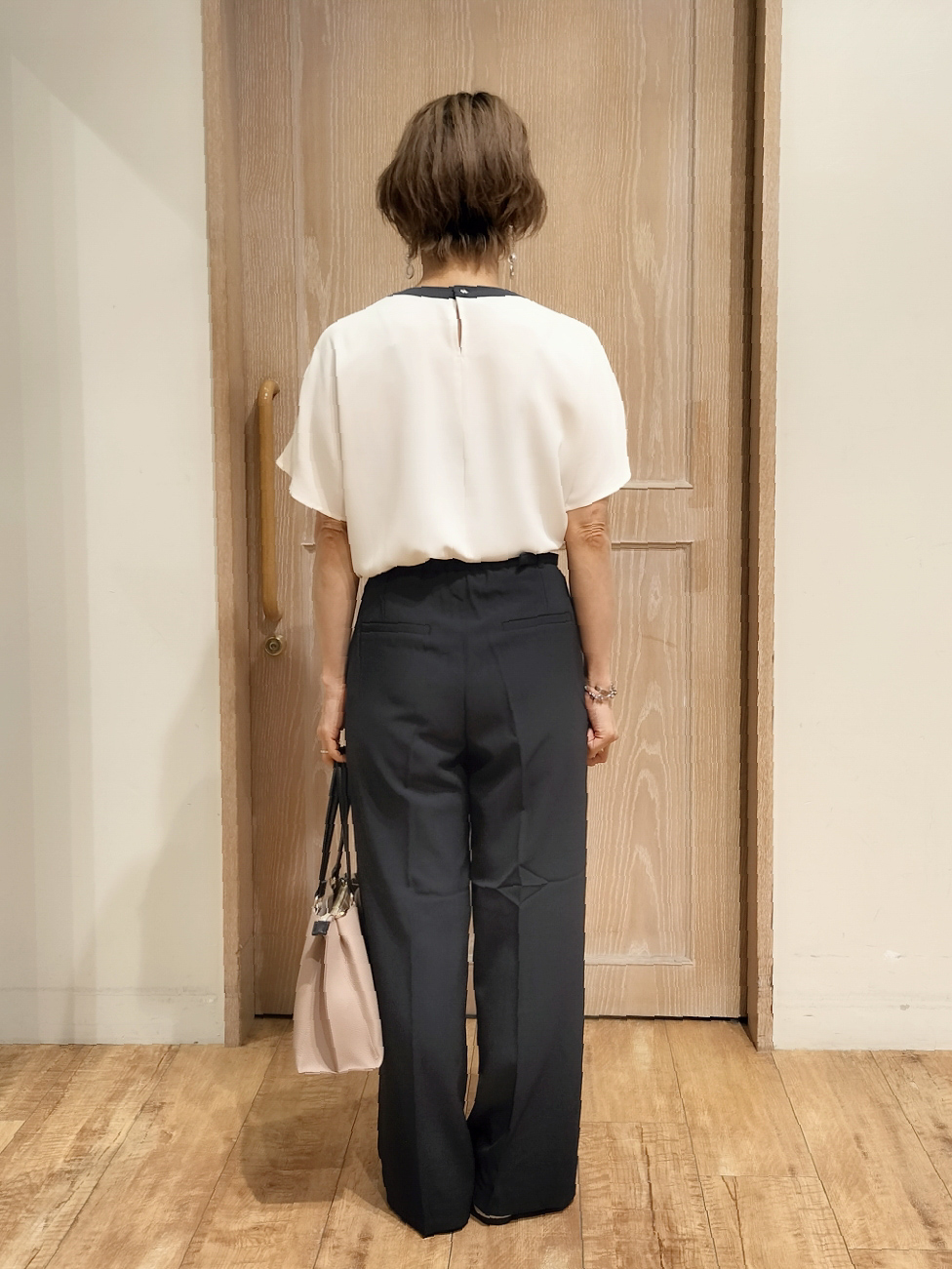 YUKIさんの「SHOO･LA･RUE｜【さらり快適/洗濯機可/S-LL】シアーラメカーディガン」を使ったコーディネート