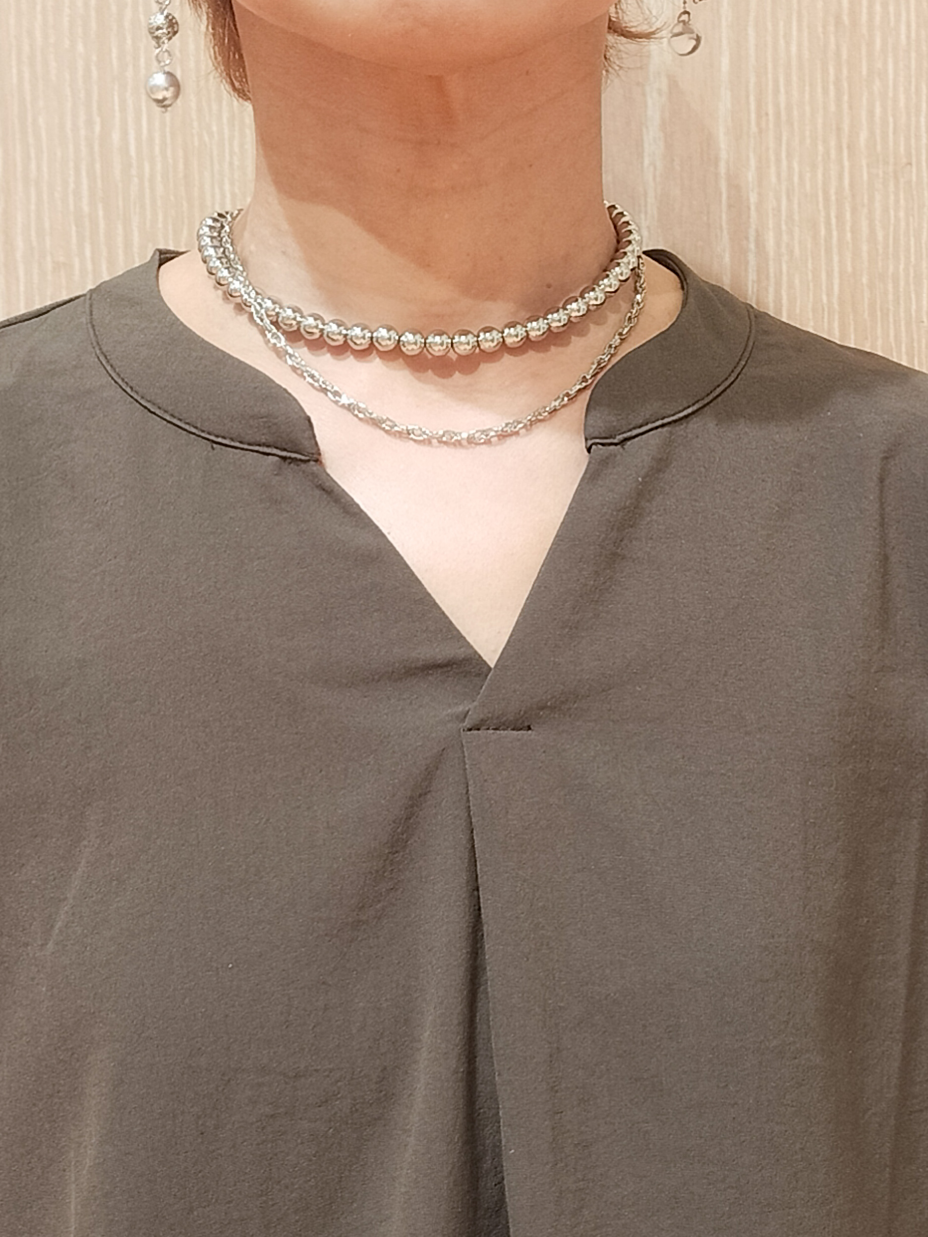 YUKIさんの「SHOO･LA･RUE｜【S-LL/洗濯機可】軽凛(かろりん)ひんやり スキッパー裾レースブラウス」を使ったコーディネート