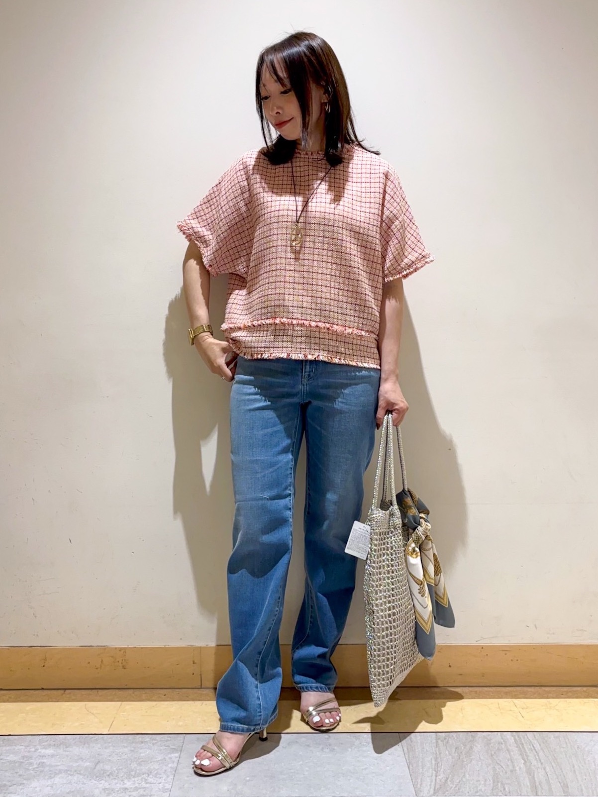 sattoさんの「UNTITLED｜ファンシーツイードブラウス」を使ったコーディネート