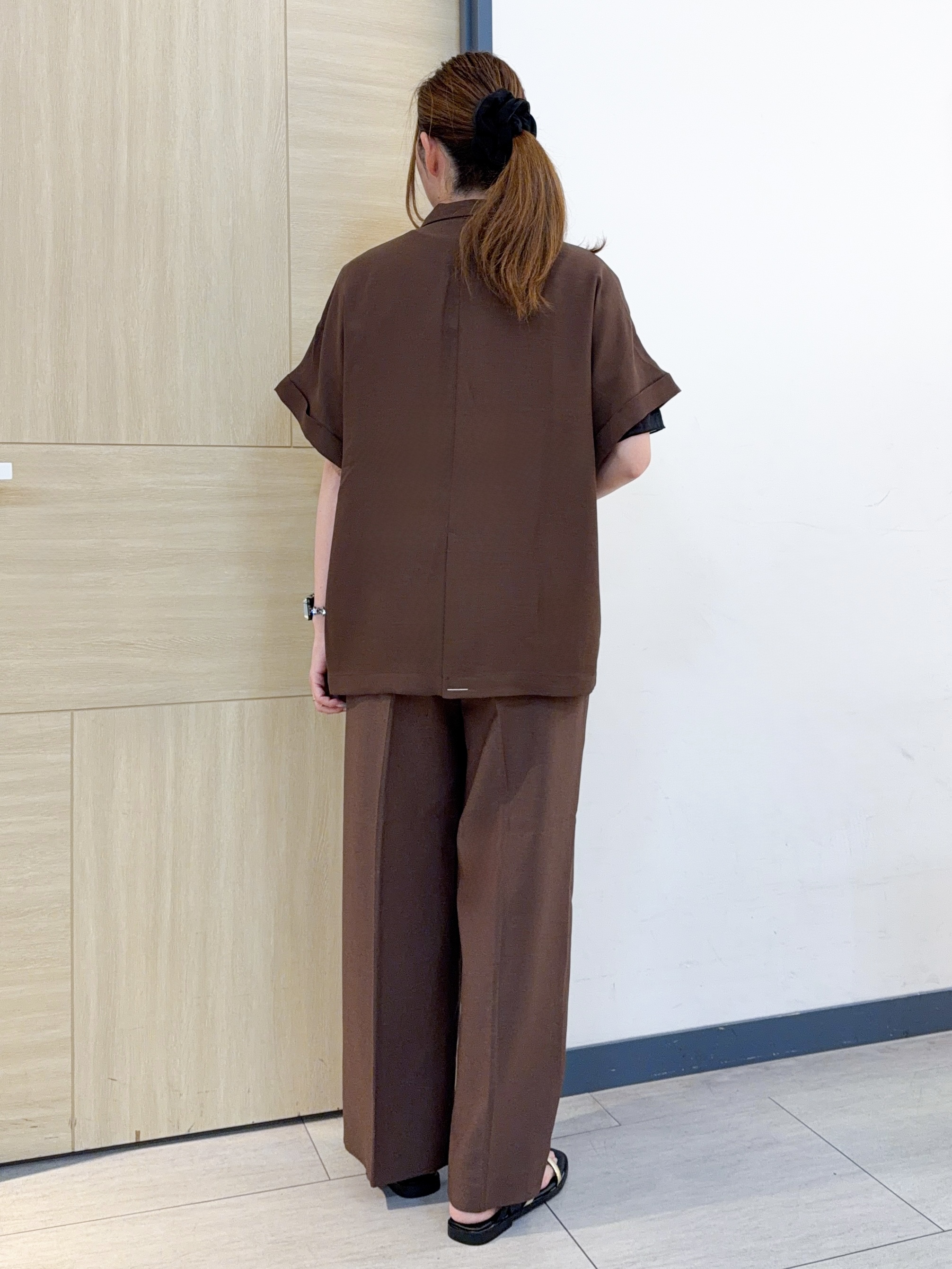 nanaさんの「grove｜【洗濯機OK・ひんやり/SETUP可】シワになりにくいハーフスリーブジャケット」を使ったコーディネート