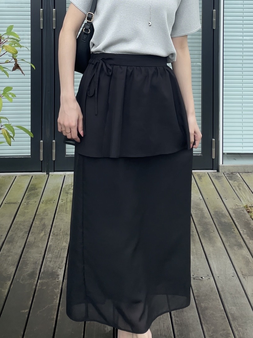 NATSUMIさんの「grove｜【シリーズ累計36万枚！名品ニット】やわらかドライタッチ ドルマンニット」を使ったコーディネート