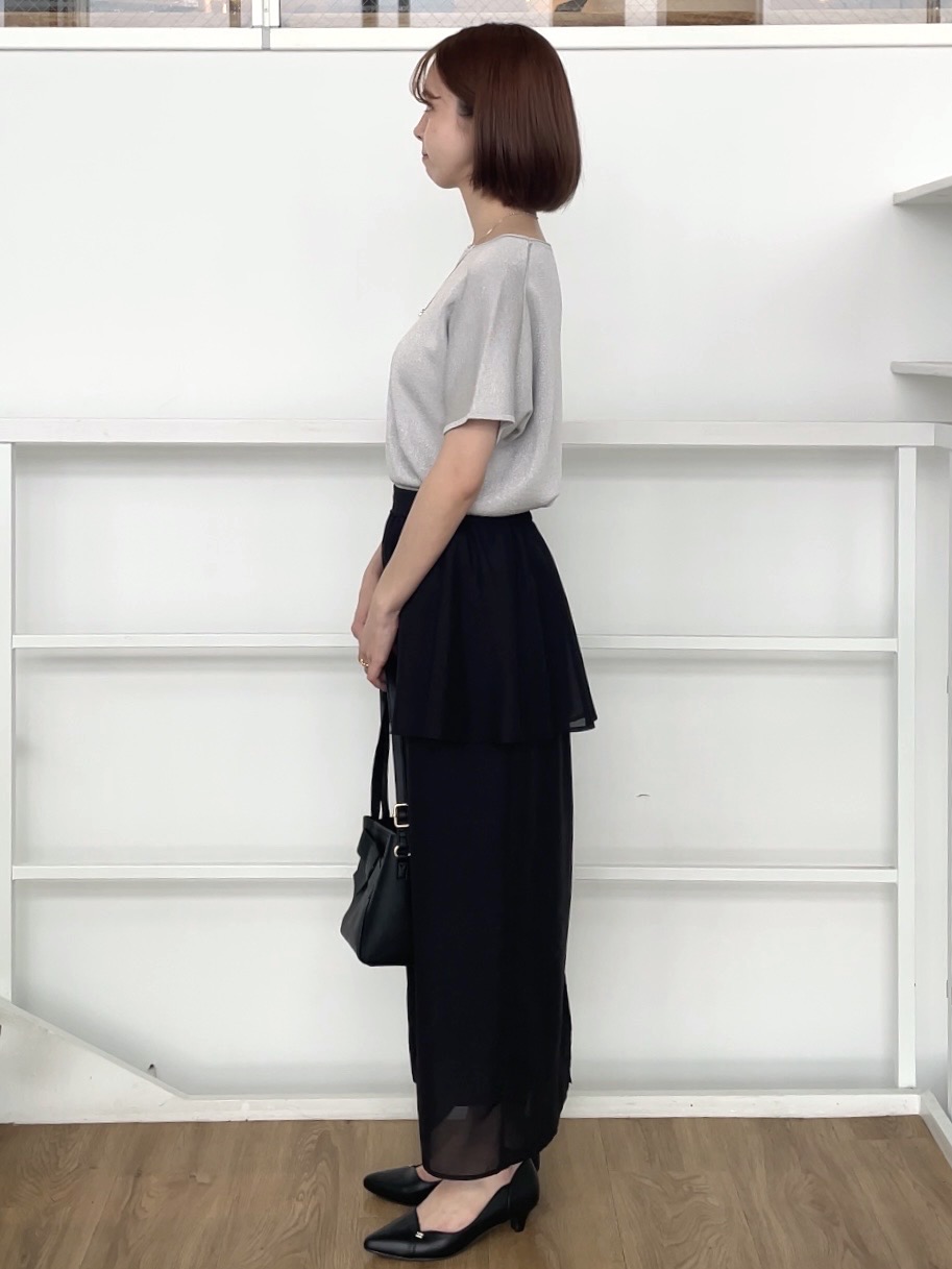 NATSUMIさんの「grove｜【シリーズ累計36万枚！名品ニット】やわらかドライタッチ ドルマンニット」を使ったコーディネート