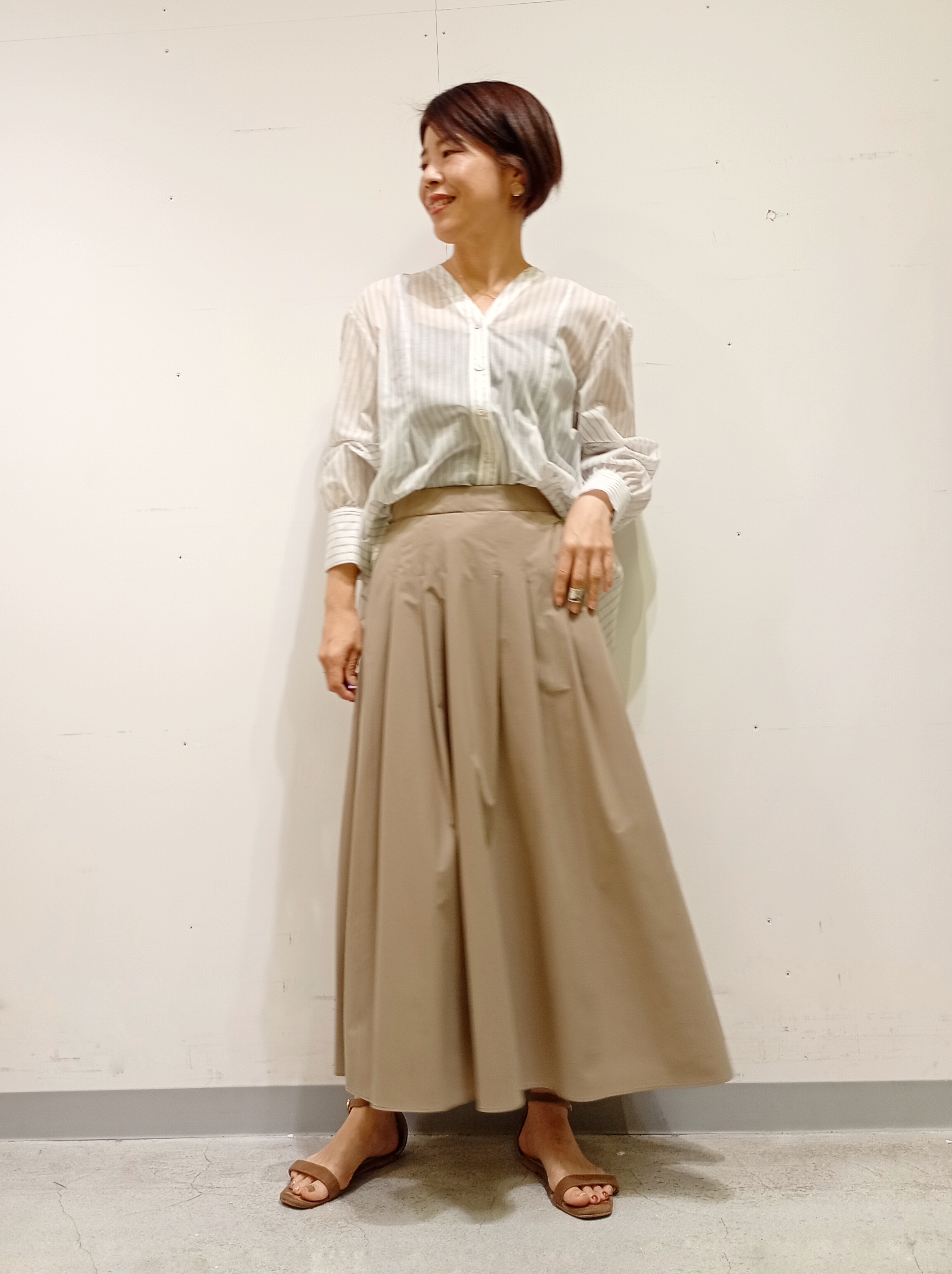 Kさんの「INDIVI｜【洗える／シアー】衿付きシャツライクニットカーディガン」を使ったコーディネート