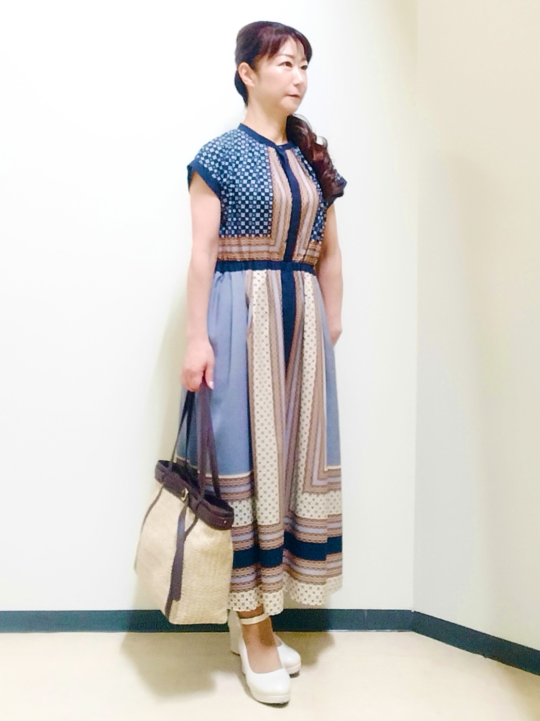 花さんの「Reflect｜幾何学柄フレンチスリーブワンピース」を使ったコーディネート