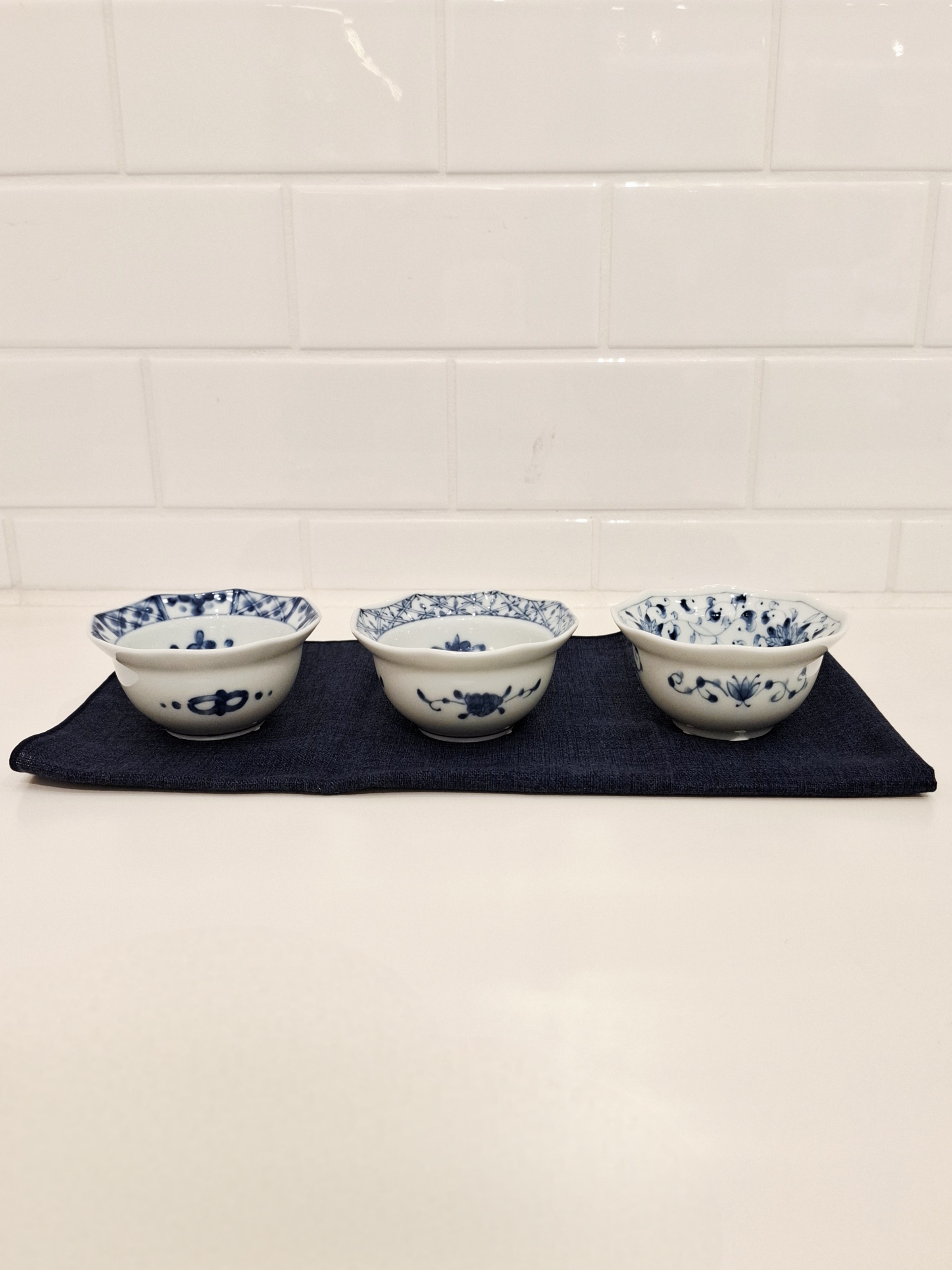 tori.さんの「212 KITCHEN STORE｜藍凛堂 八角珍味鉢 間取小花」を使ったコーディネート