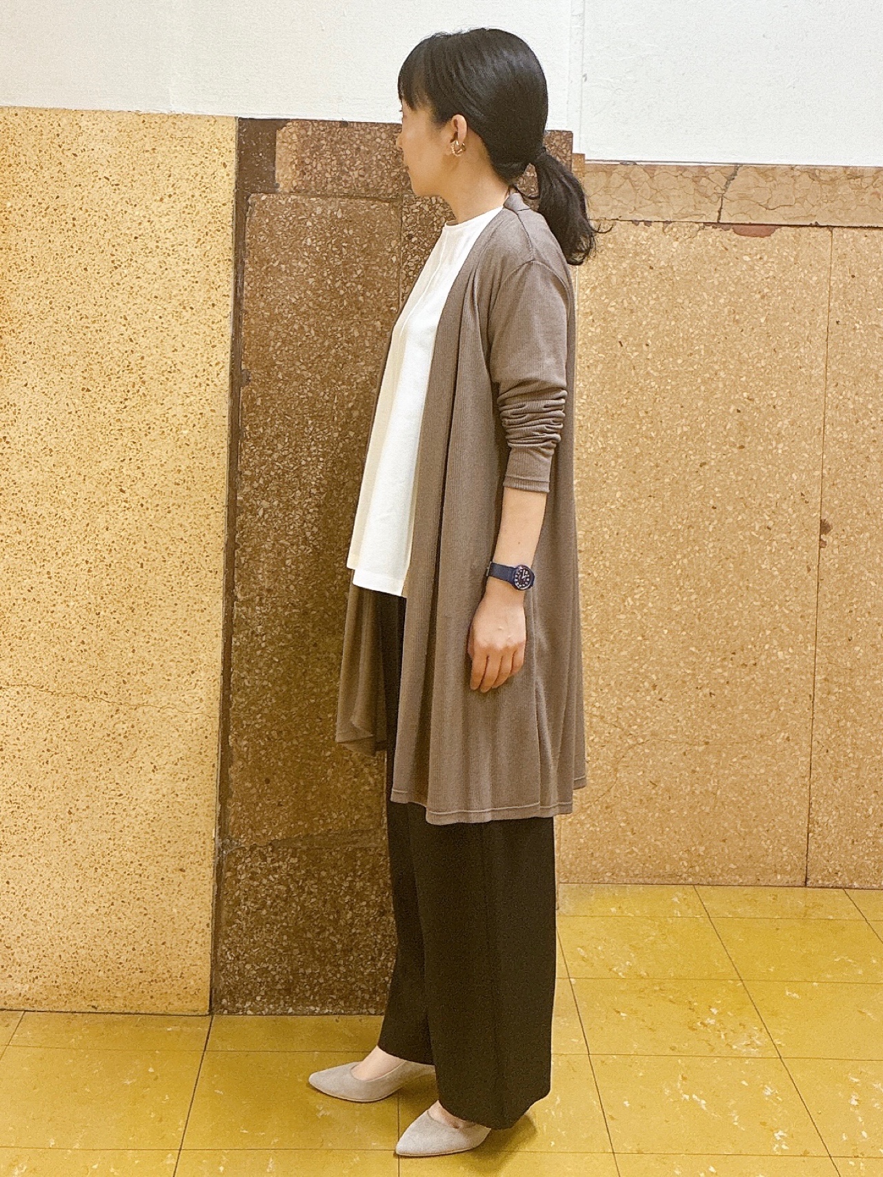 hattoriさんの「INDIVI｜【洗える／アンサンブル可能】シアースストライプカーディガン」を使ったコーディネート