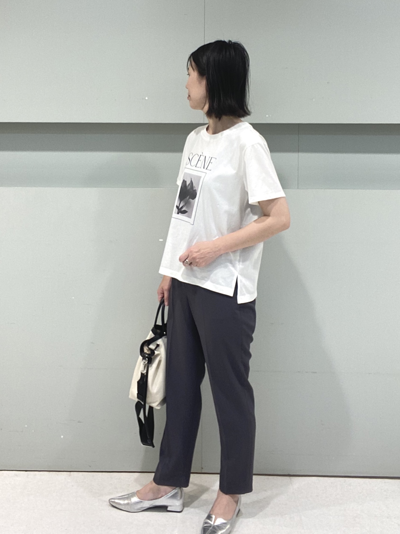 hitomiさんの「UNTITLED｜【古畑星夏さん着用/ロゴ/プリント】グラフィックTシャツ」を使ったコーディネート