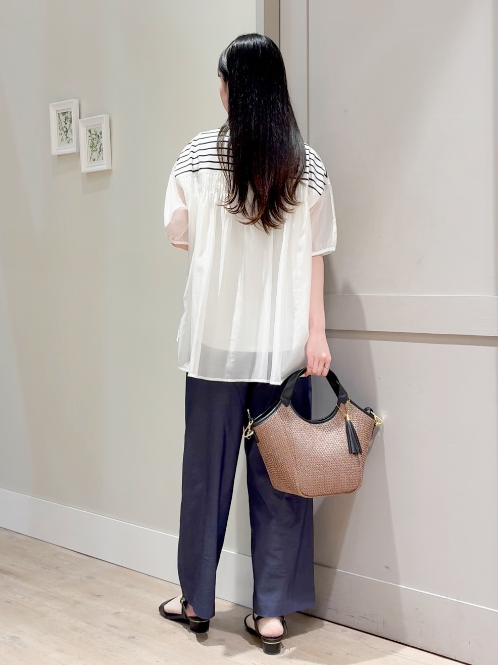 Mayuさんの「grove｜【貴島明日香さん着用/UVカット】体型カバー叶う、バックプリーツTシャツ」を使ったコーディネート