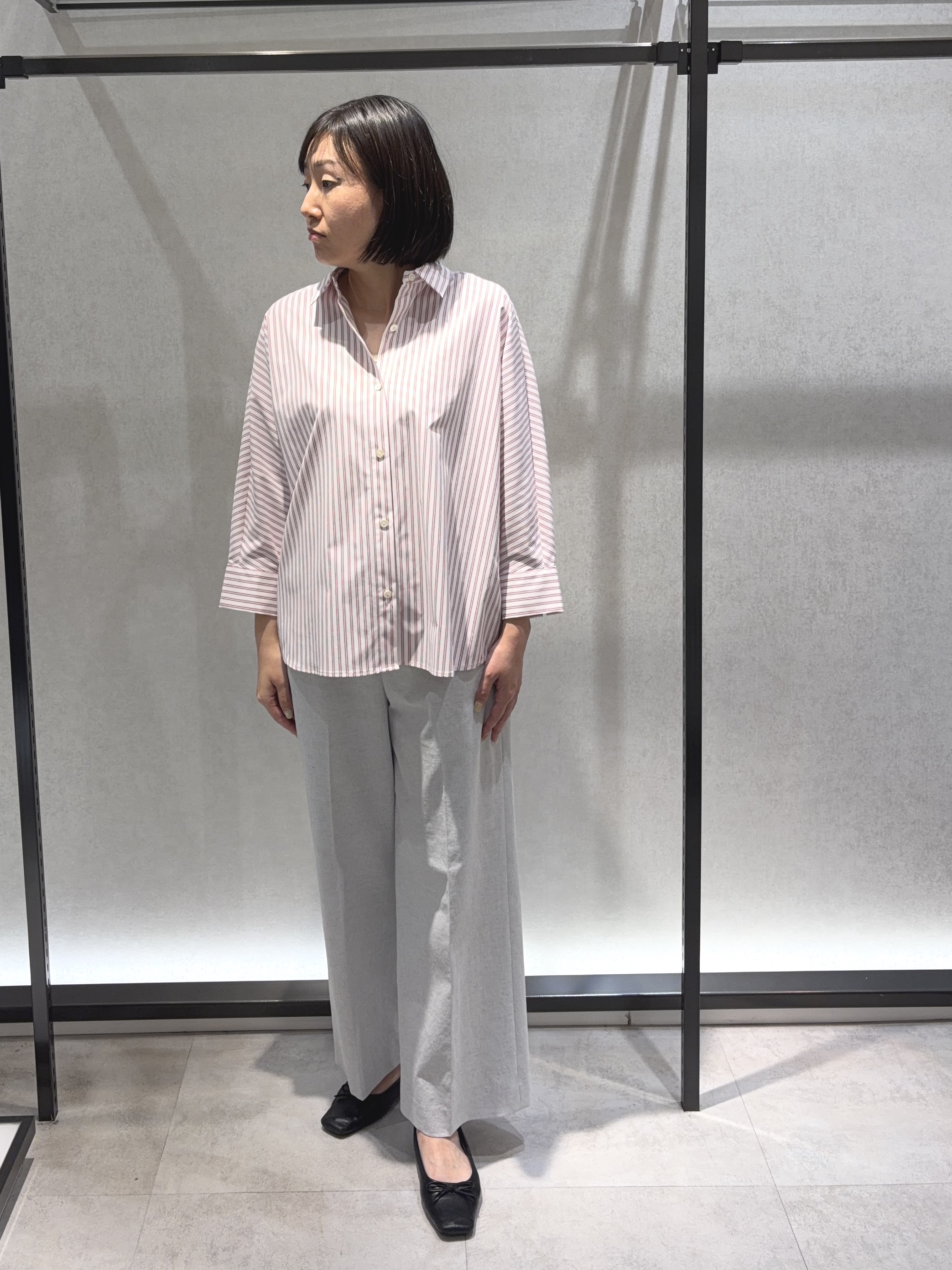 わたなべさんの「UNTITLED｜【接触冷感/吸水速乾/UVカット】ドルマンスリーブシャツ」を使ったコーディネート