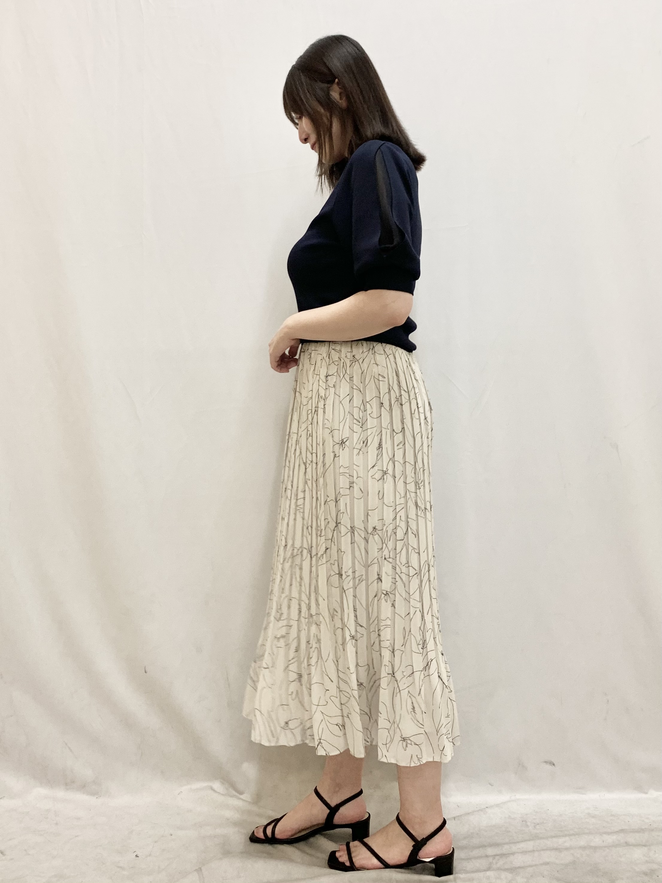 kasumiさんの「index｜【接触冷感】クールタッチラップスリーブニット《UVケア／洗濯機OK／XS～3L／9col》」を使ったコーディネート
