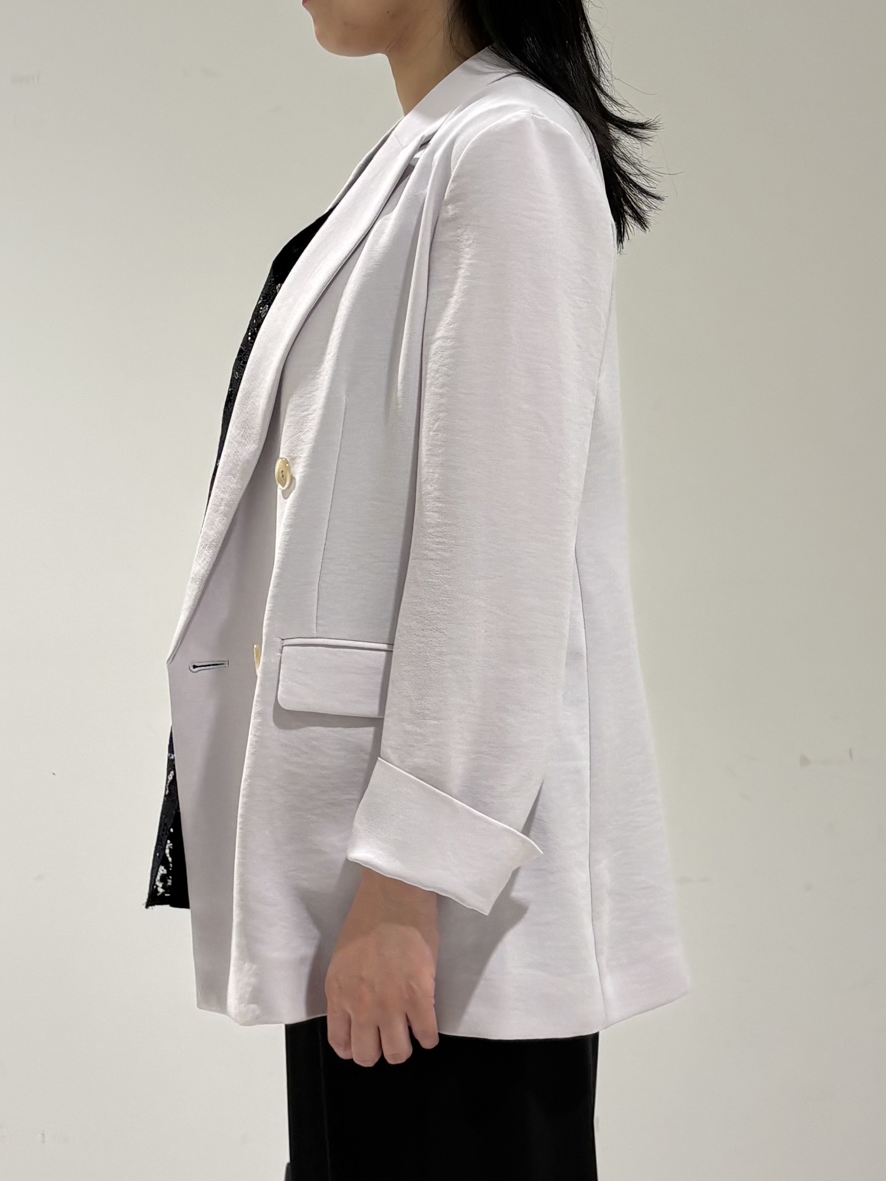 momokoさんの「INDIVI｜【洗える／多機能／SETUP可】着る日傘ダブルジャケット」を使ったコーディネート