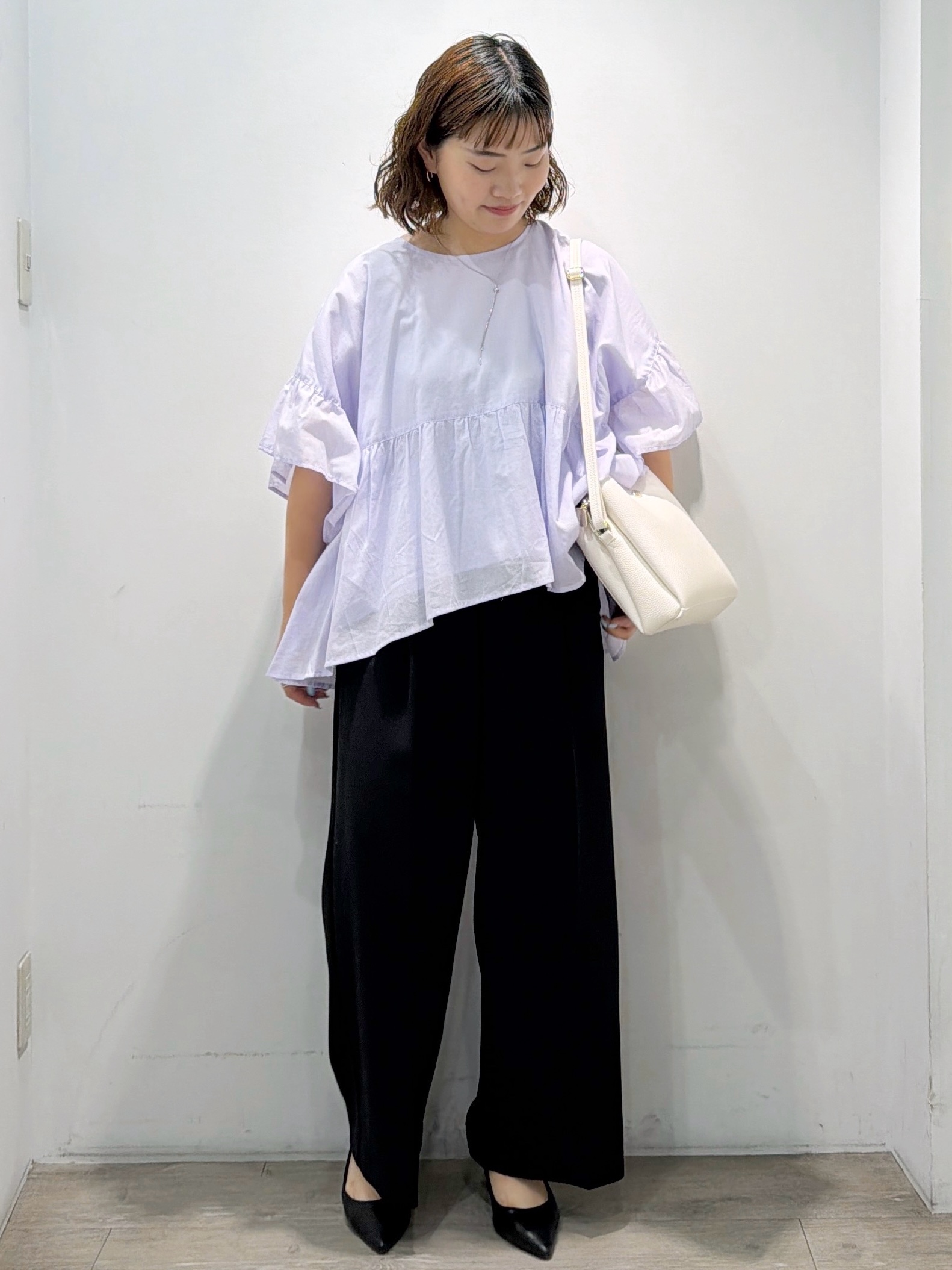 sumicaさんの「OPAQUE.CLIP｜フリルペプラムブラウス【洗濯機OK】」を使ったコーディネート