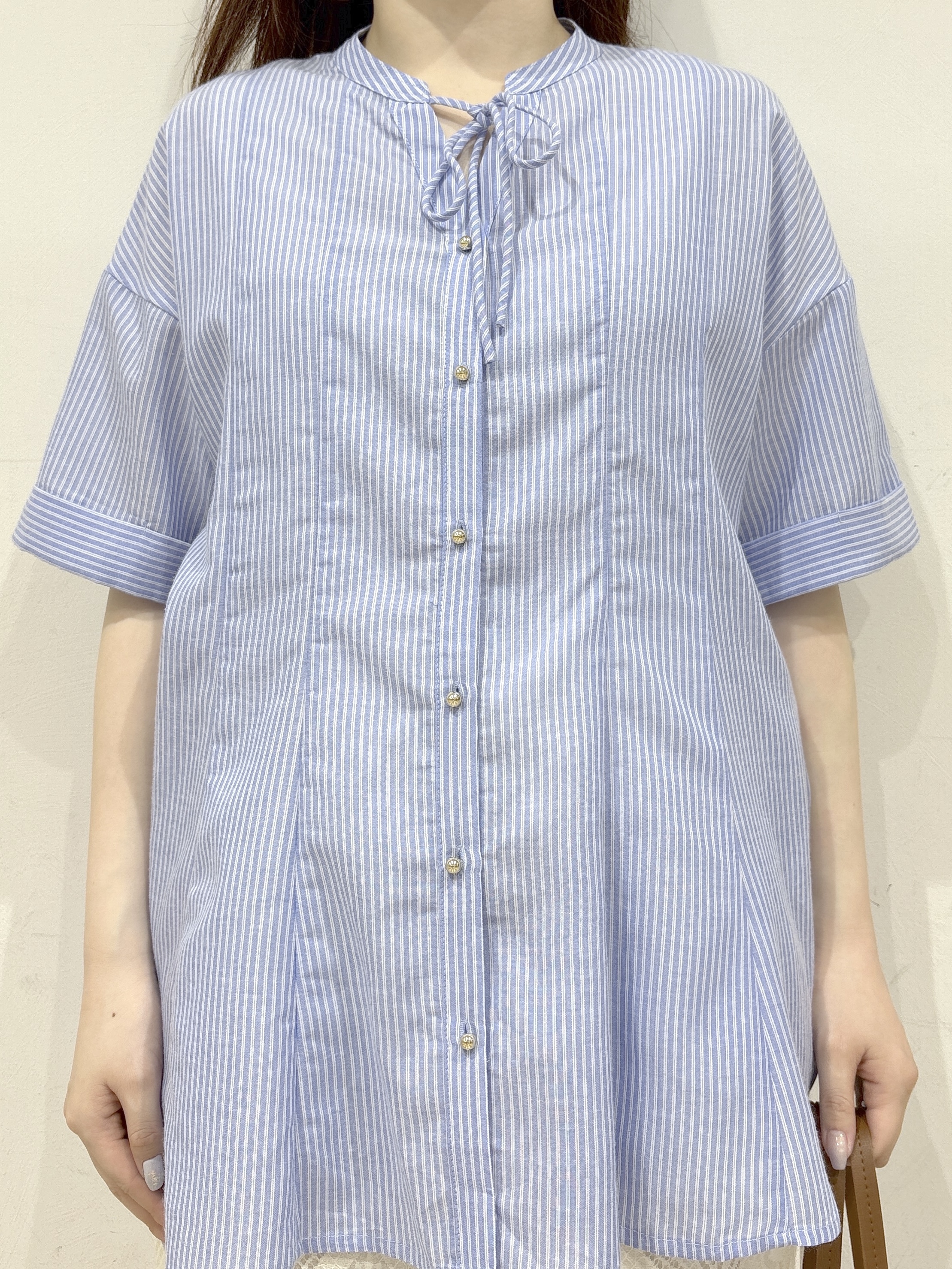 るーさんの「grove｜【洗濯機OK・ひんやり】さらっと軽やか、夏のフレアシャツ」を使ったコーディネート
