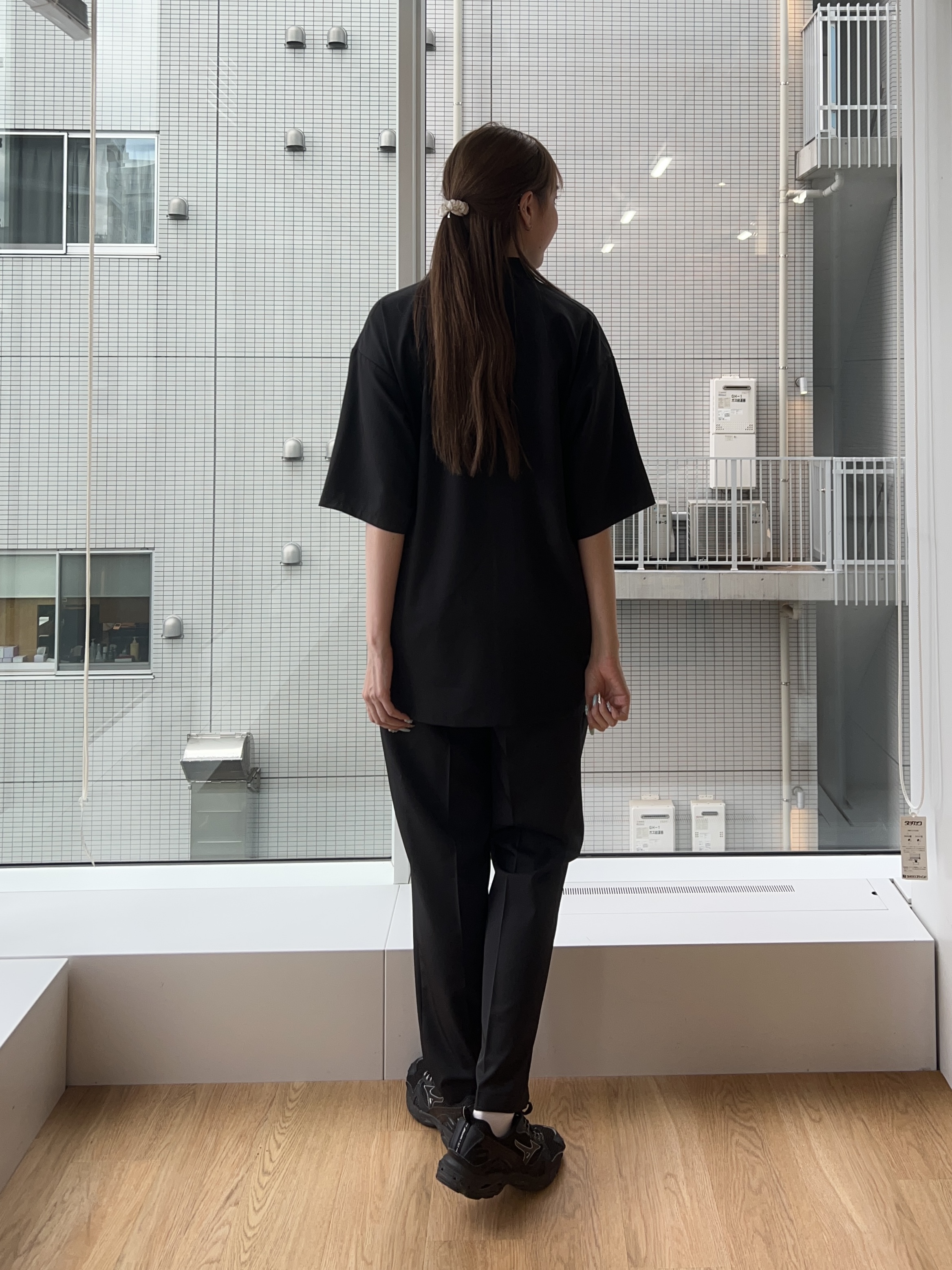 mさんの「tk.TAKEO KIKUCHI｜【暑い夏に最適！】ルーズトロミシャツセットアップ/上下2点セット/接触冷感/ストレッチ/洗える/オー」を使ったコーディネート