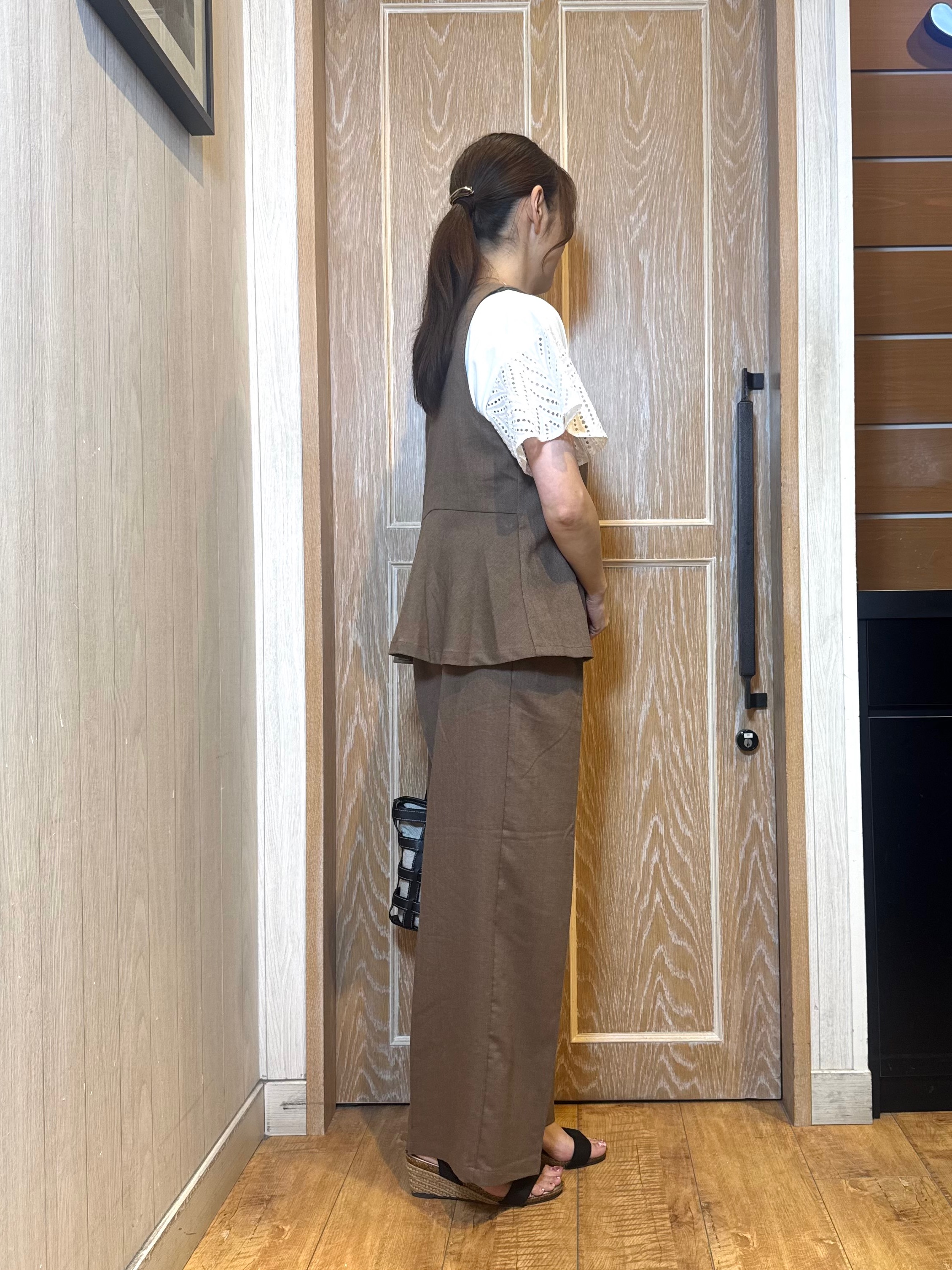 KAORIさんの「SHOO･LA･RUE｜【2点セット/S-LL】迷わず着られる 麻調ビスチェ＋ワイドパンツセット」を使ったコーディネート