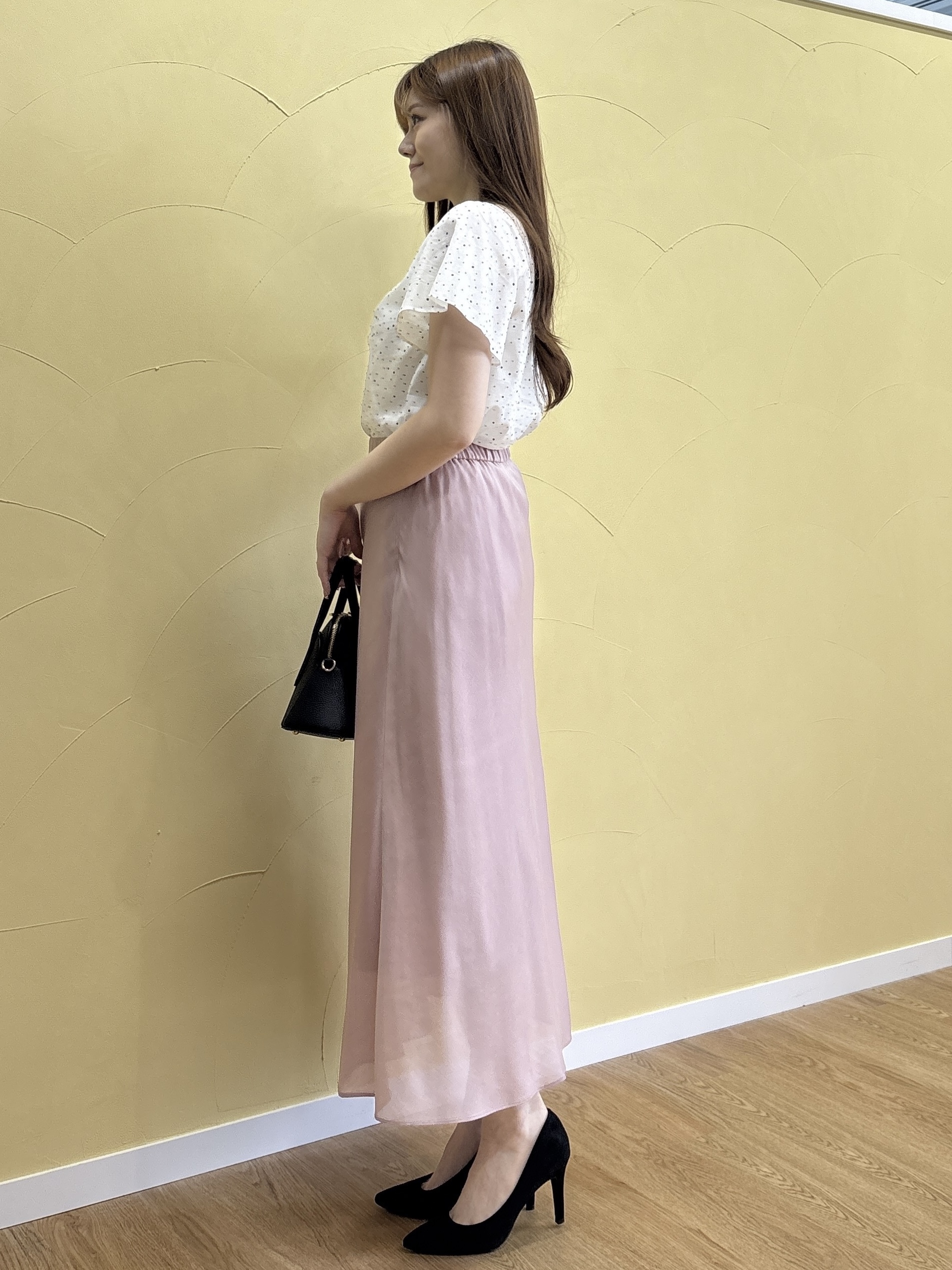 sayaさんの「COUP DE CHANCE｜【手洗い可／日本製】ドット柄フロッキープリントブラウス」を使ったコーディネート