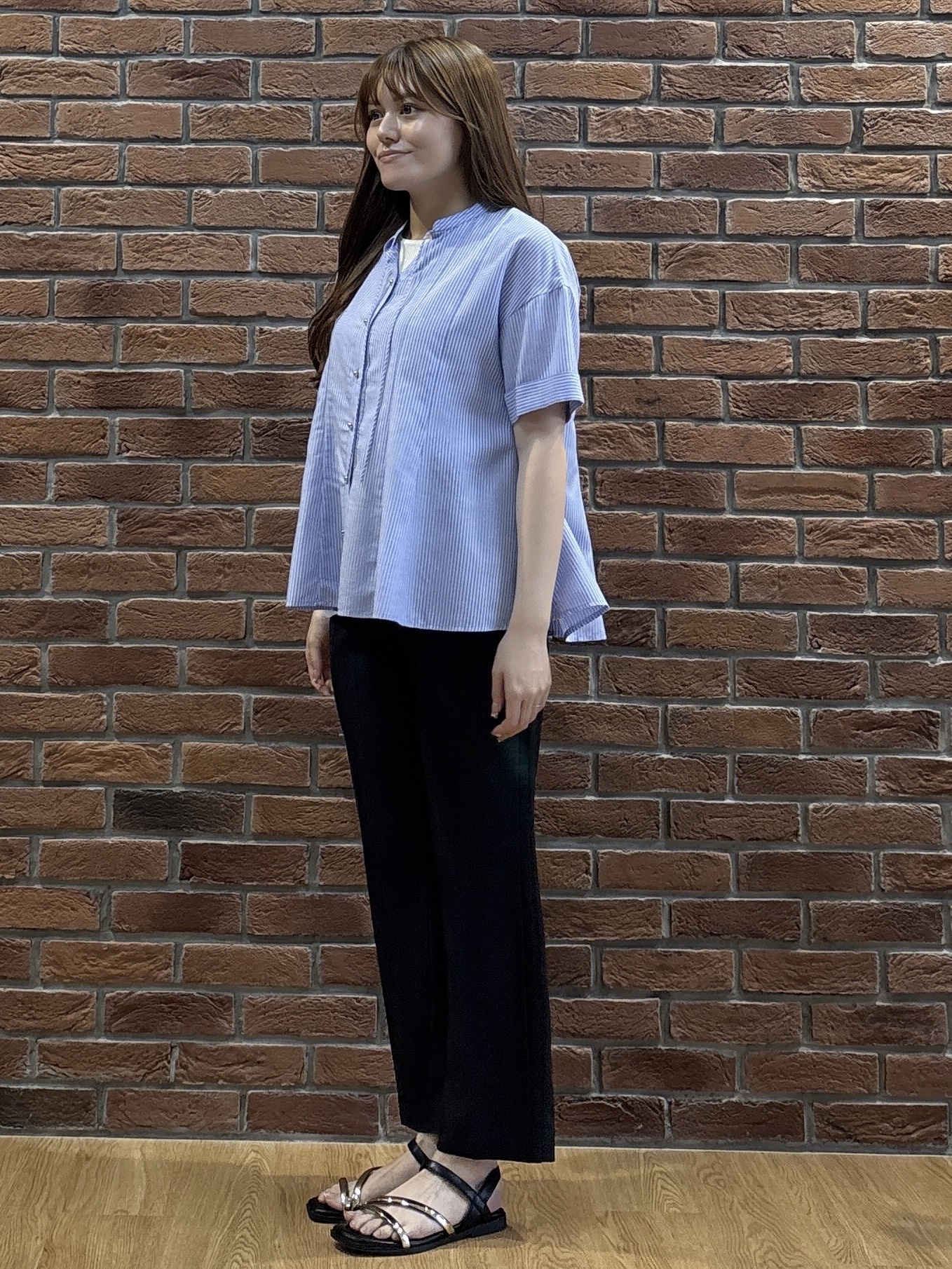 sayaさんの「grove｜【洗濯機OK・ひんやり】さらっと軽やか、夏のフレアシャツ」を使ったコーディネート
