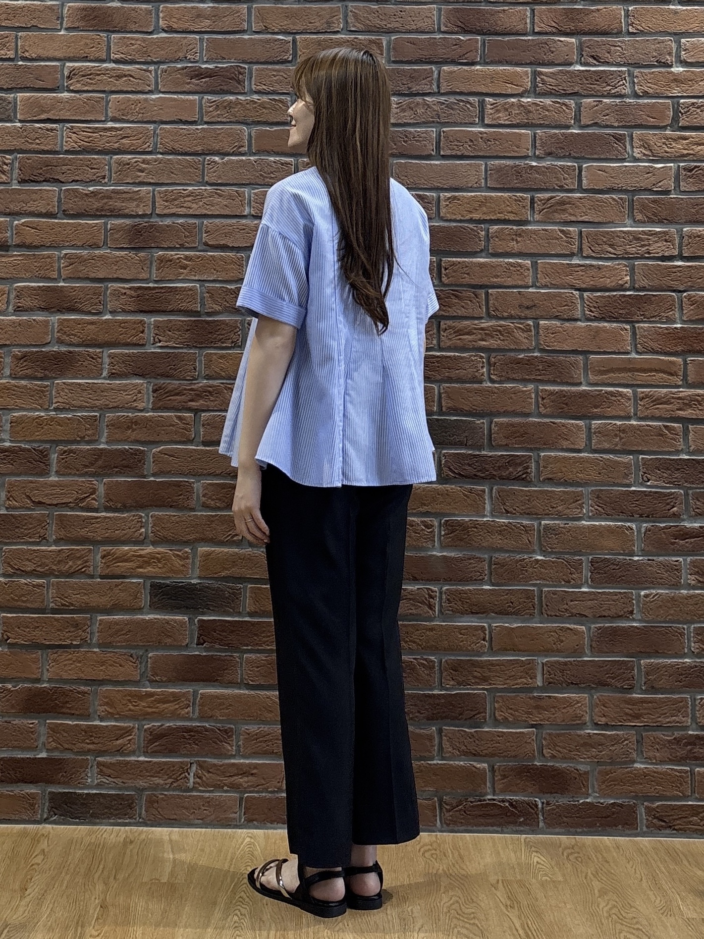 sayaさんの「grove｜【洗濯機OK・ひんやり】さらっと軽やか、夏のフレアシャツ」を使ったコーディネート