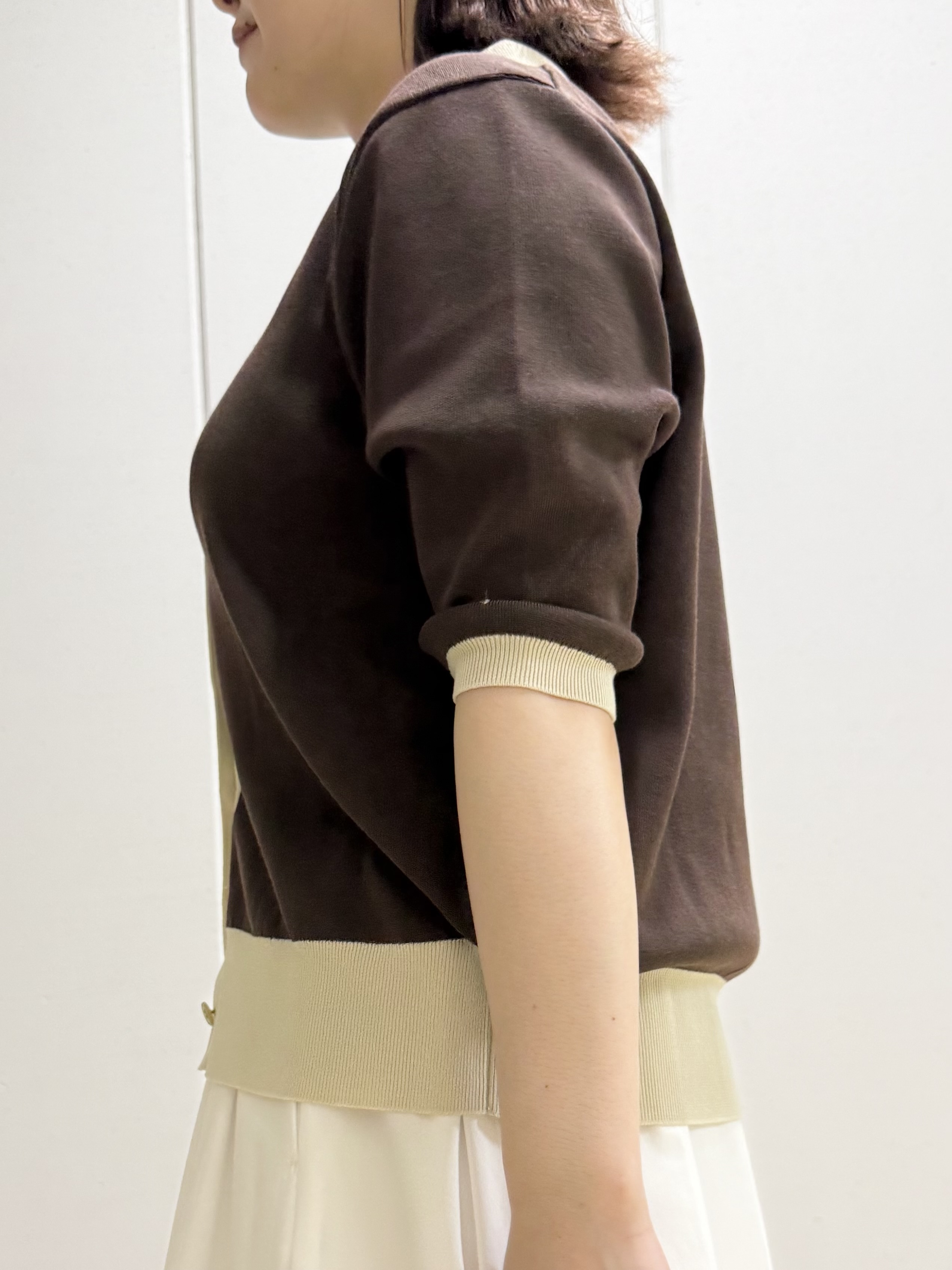Rikoさんの「INDIVI｜【バイカラー】衿付きシャツ風ニット」を使ったコーディネート