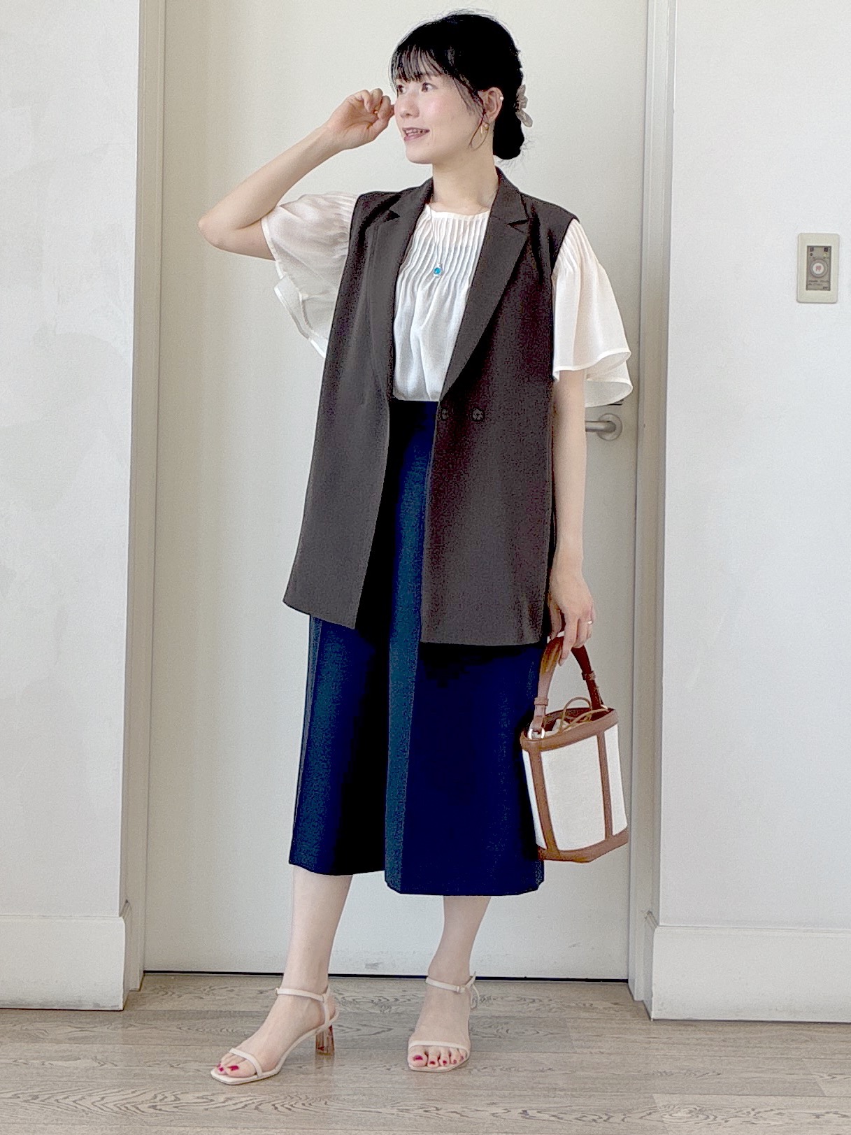  beni_gingerさんの「Reflect｜ピンタックデザインフレアスリーブブラウス」を使ったコーディネート
