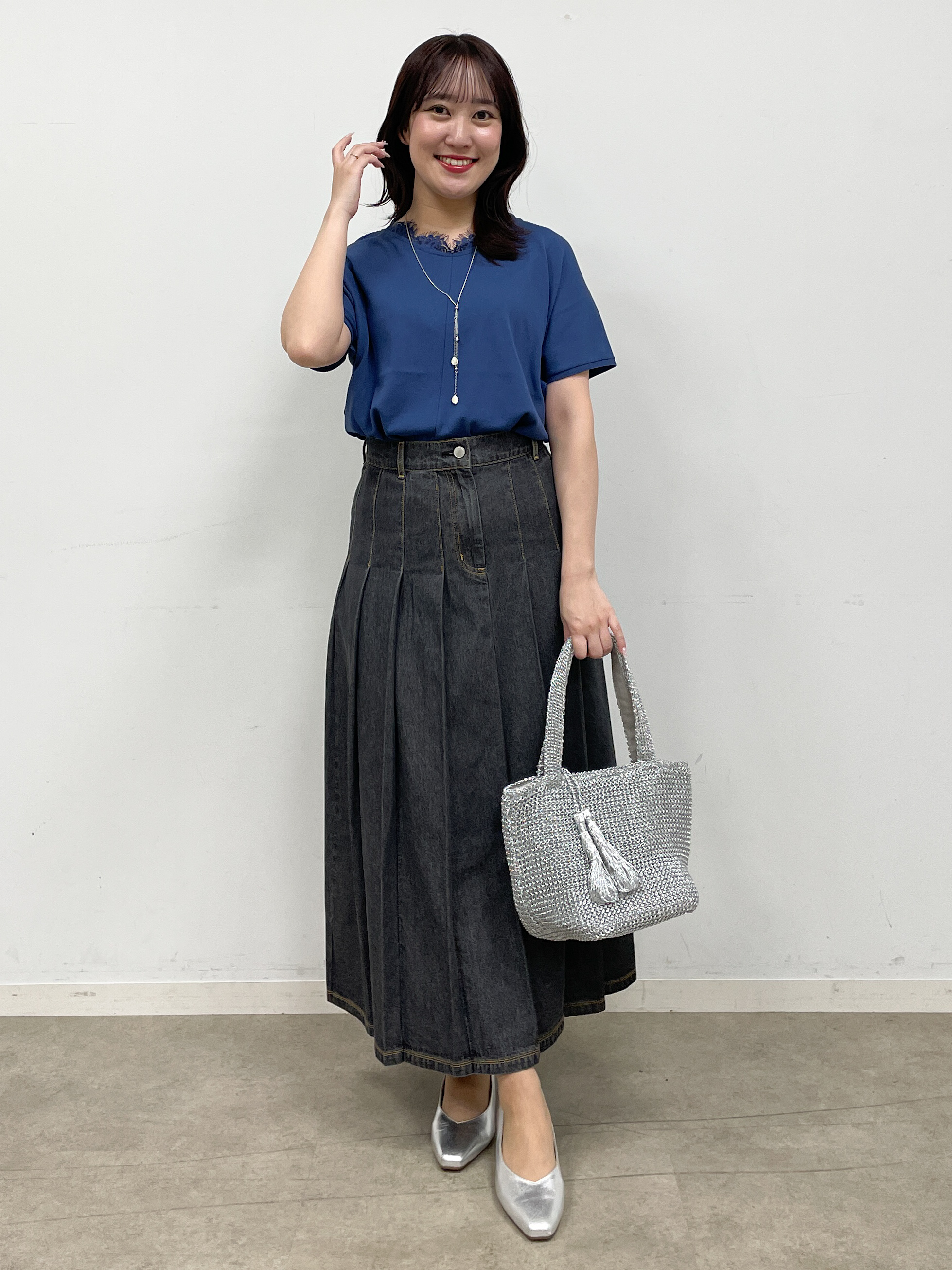 yukariさんの「Reflect｜【長さ調節可】天然シェル&times;ラリエットデザインネックレス」を使ったコーディネート