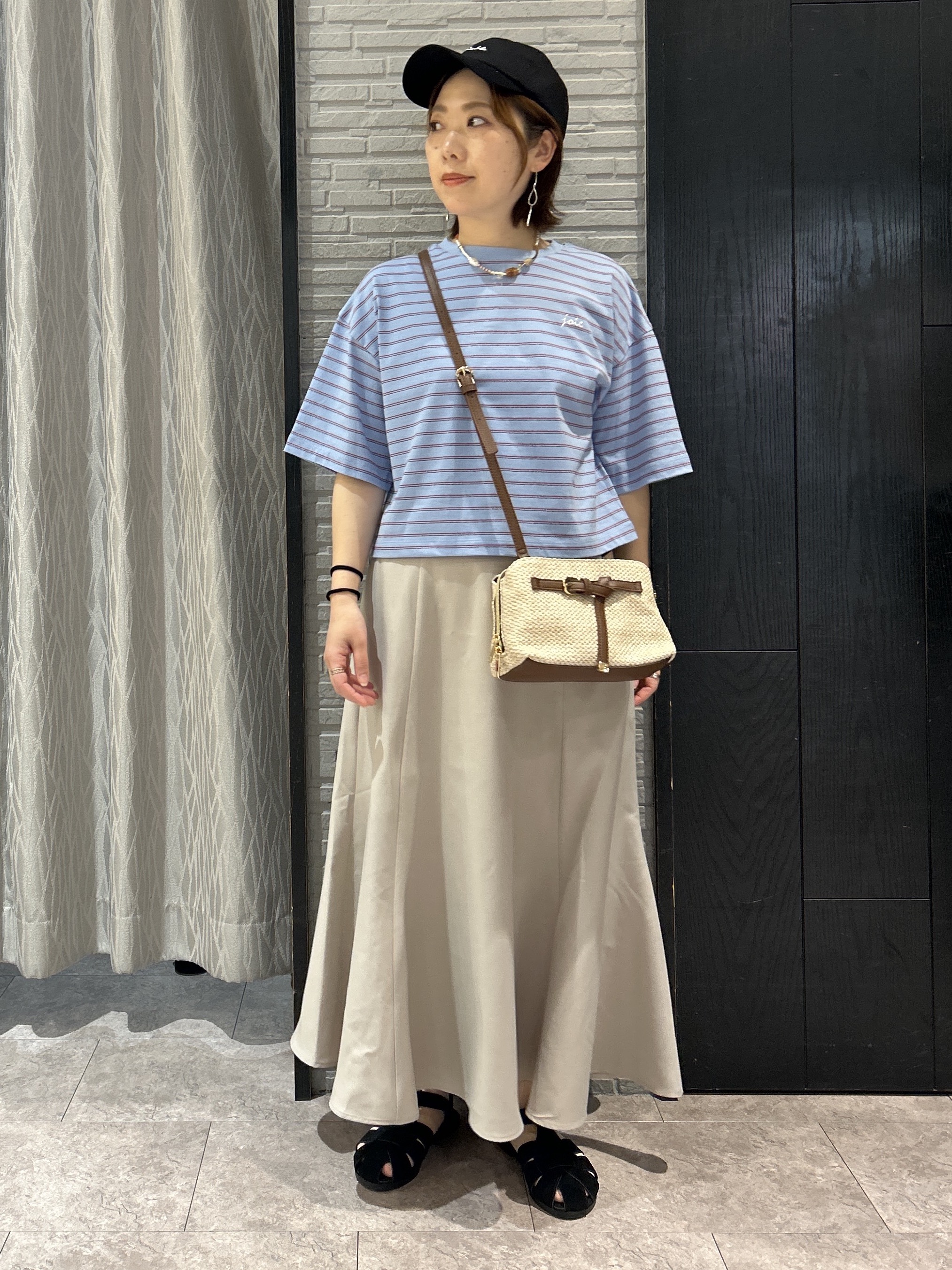 ga_riさんの「THE SHOP TK｜ワンポイント刺繍マルチボーダーTee」を使ったコーディネート