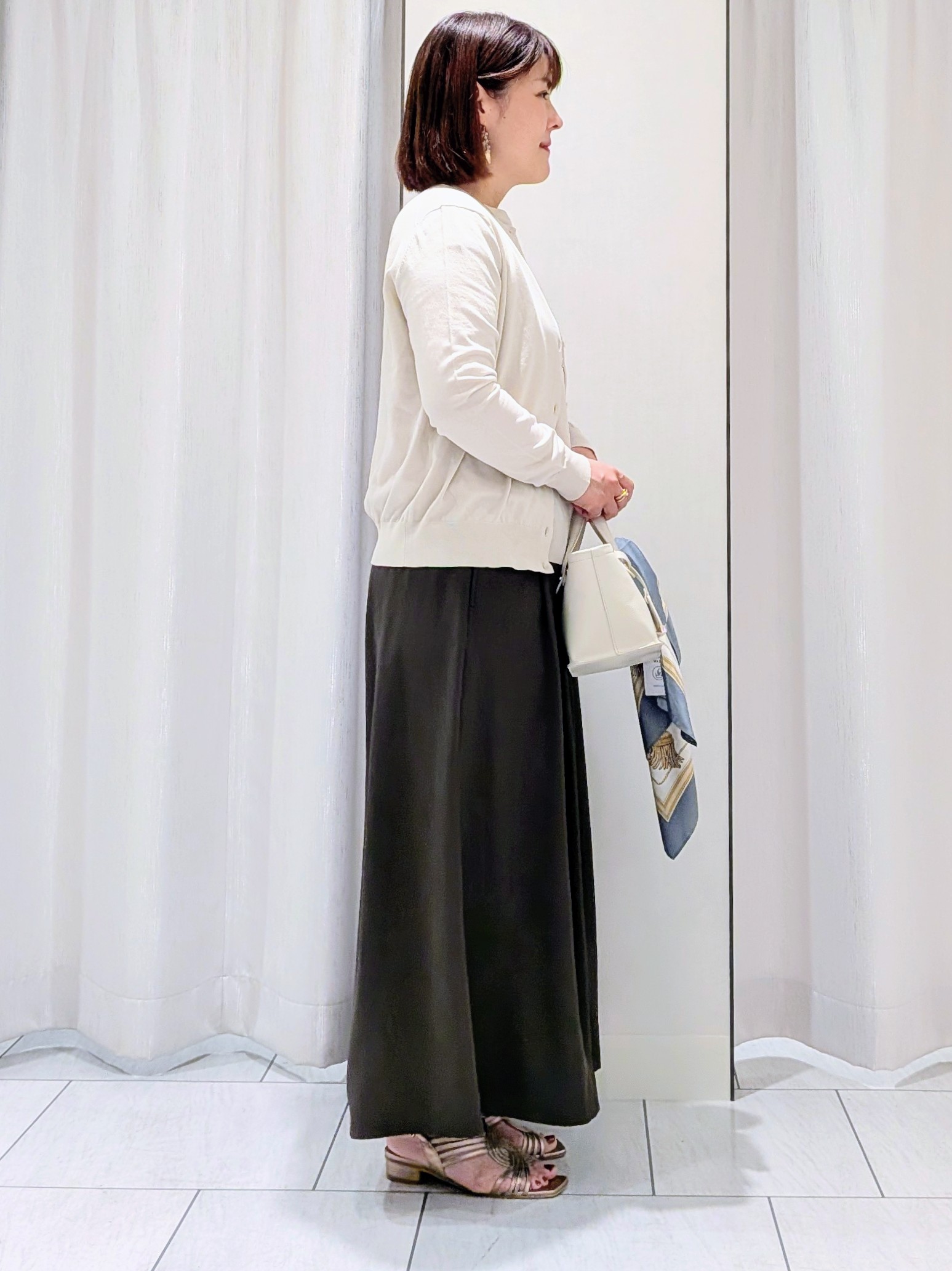 Onumaさんの「UNTITLED｜【9色展開/アンサンブル可】コットンクルーネックカーディガン」を使ったコーディネート