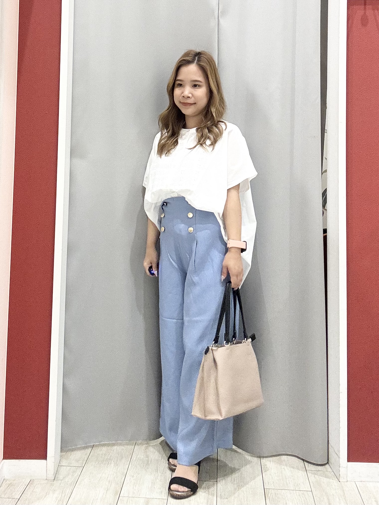 shioさんの「SHOO･LA･RUE｜【体型カバー】ふんわり質感 やわらかこなれシアーシャツ」を使ったコーディネート