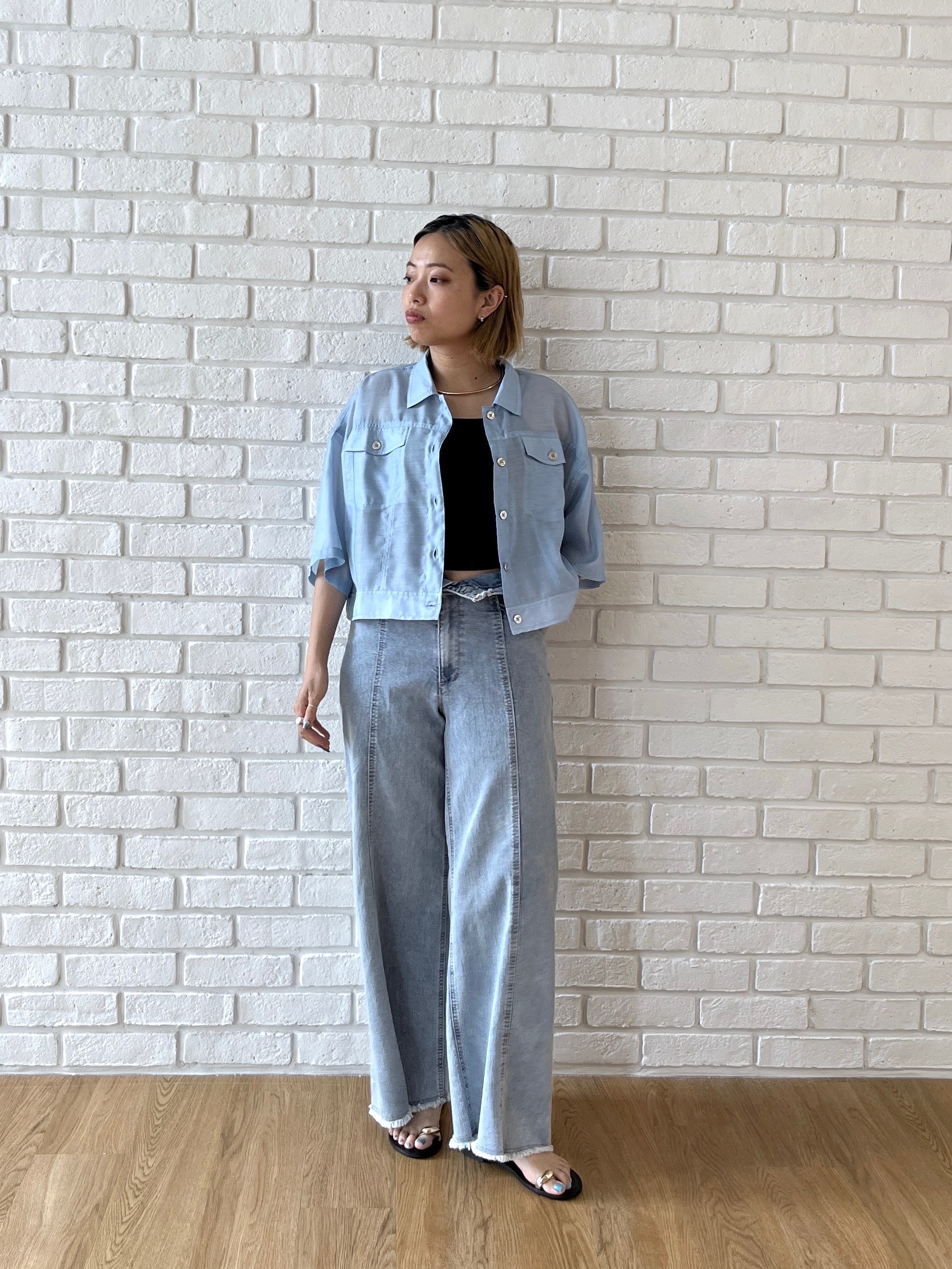 Harukaさんの「INDIVI｜ハイウエストカットオフデニム」を使ったコーディネート