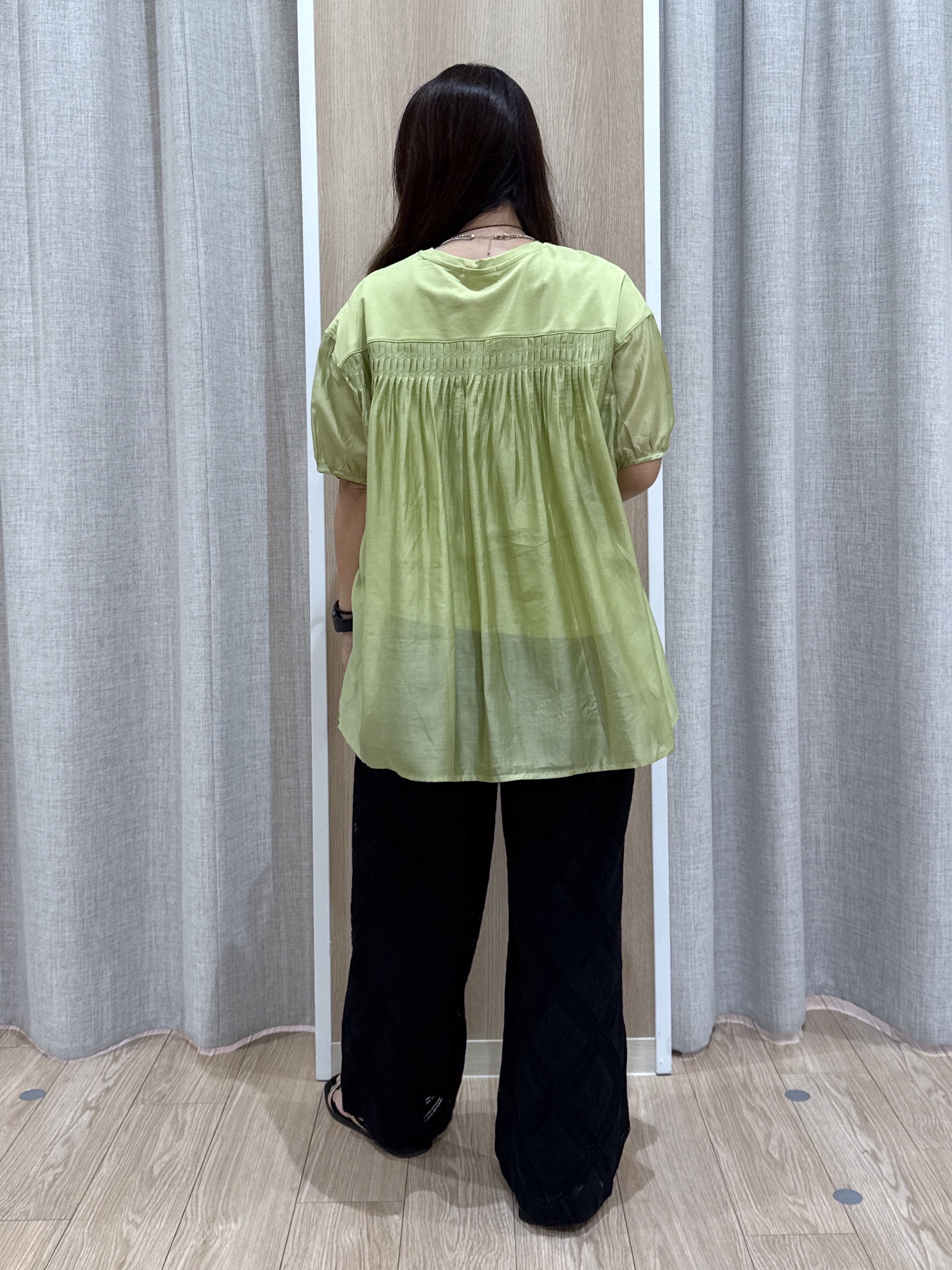 sachiさんの「grove｜【貴島明日香さん着用/UVカット】体型カバー叶う、バックプリーツTシャツ」を使ったコーディネート