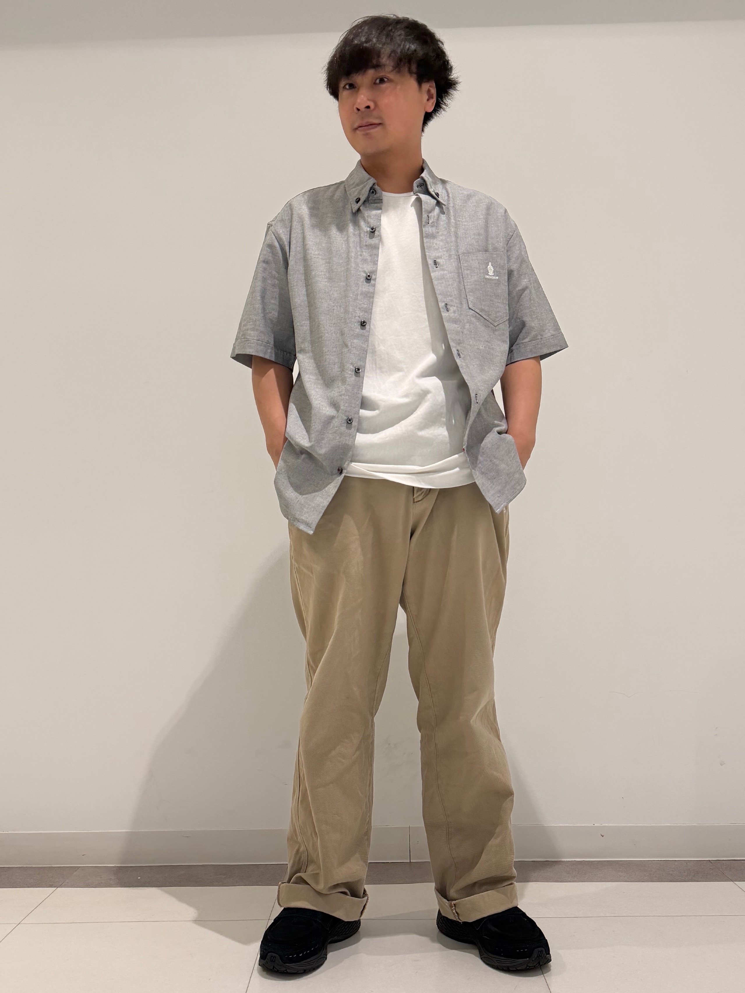 MATSUBARAさんの「DRESSTERIOR｜ナイトエンブロイ オックスシャツ」を使ったコーディネート