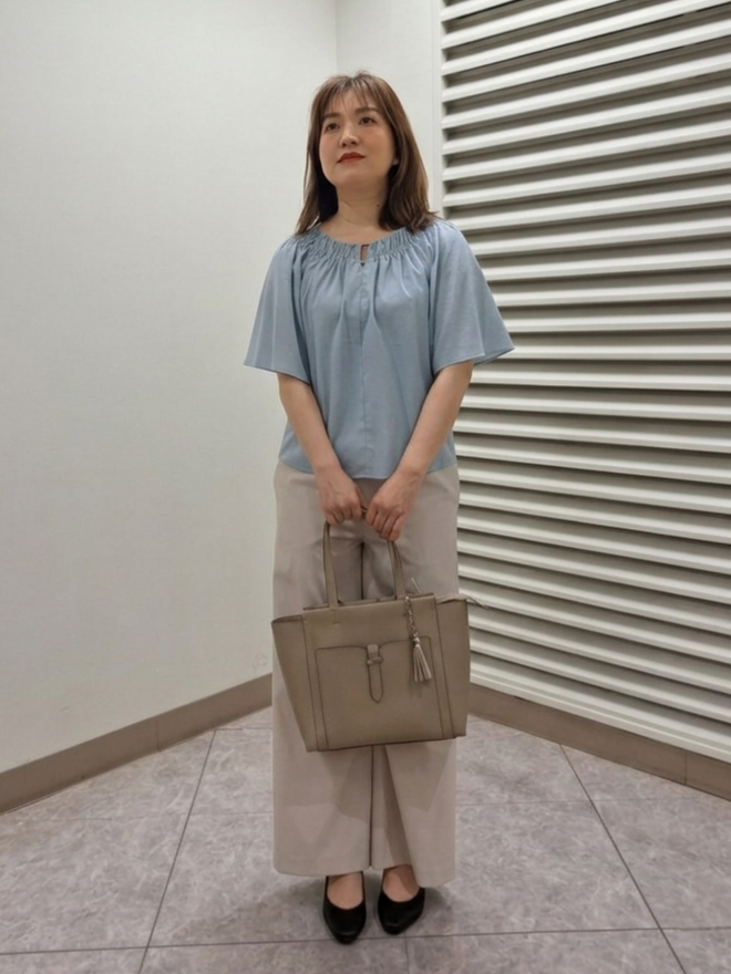 S.xuliさんの「Reflect｜ネックギャザーデザインブラウス」を使ったコーディネート