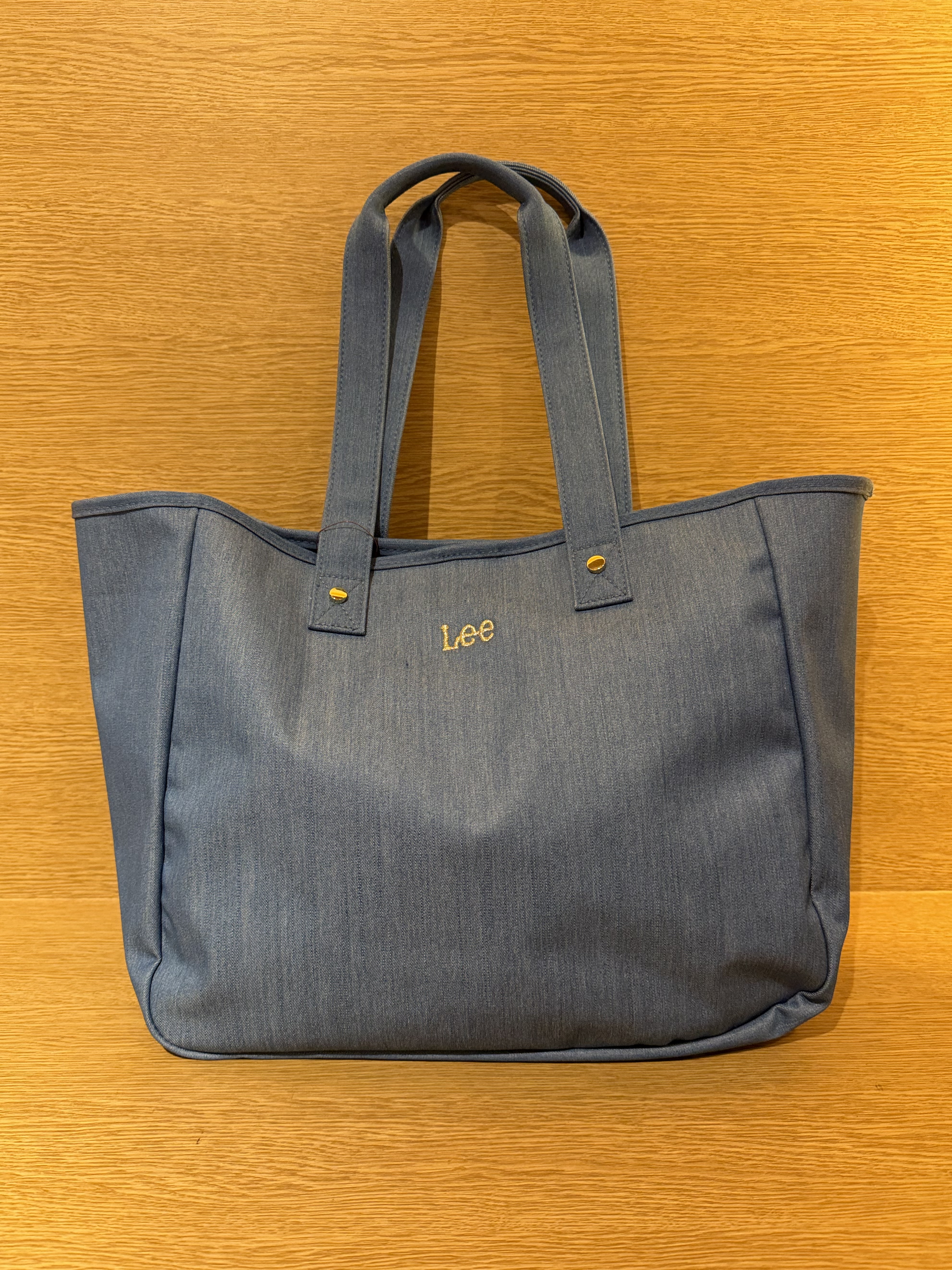 みーさんの「grove｜【Lee】ビッグトート」を使ったコーディネート