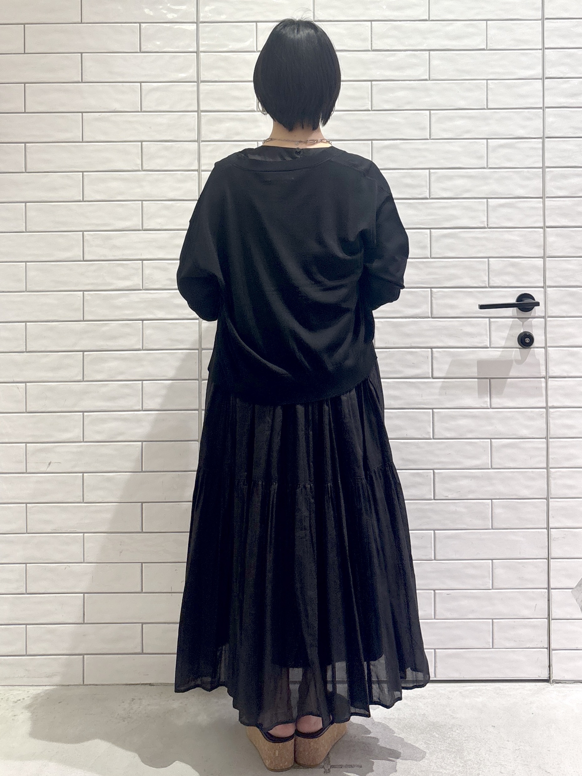 ayumiさんの「OPAQUE.CLIP｜【UV／接触冷感】Vネックリラクシーニットカーディガン《洗濯機OK／抗ピル》」を使ったコーディネート