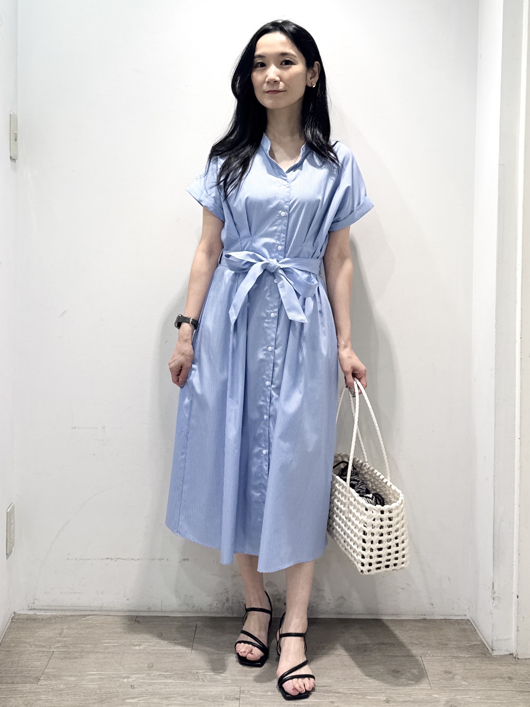 yuicciさんの「OPAQUE.CLIP｜【接触冷感／UV】ストライプタックシャツワンピース《洗濯機OK》」を使ったコーディネート