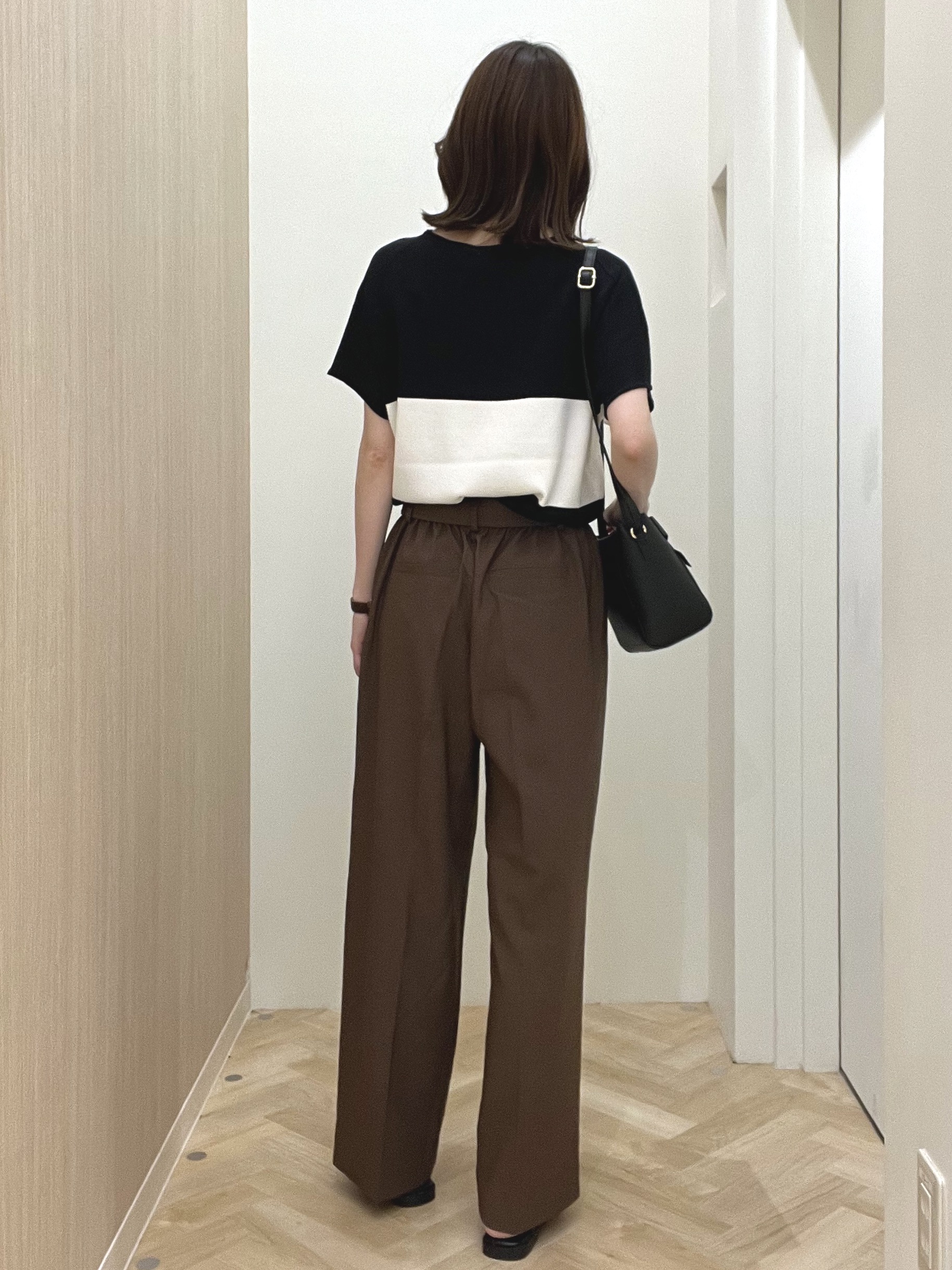  おまつさんの「grove｜【シリーズ累計36万枚！名品ニット】やわらかドライタッチ ドルマンニット」を使ったコーディネート