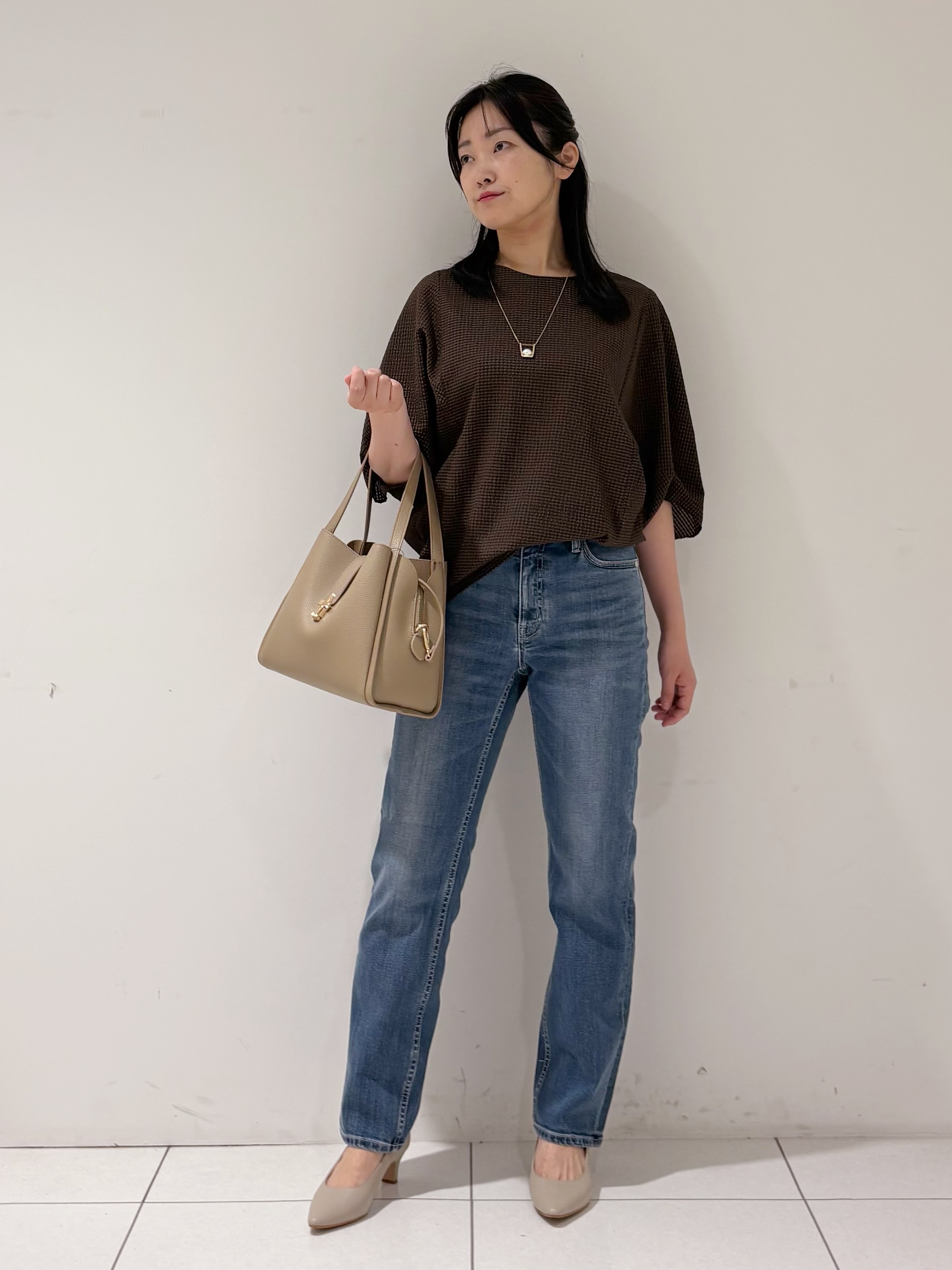 momokoさんの「INDIVI｜【体型カバー】サッカーチェックドルマントップス」を使ったコーディネート