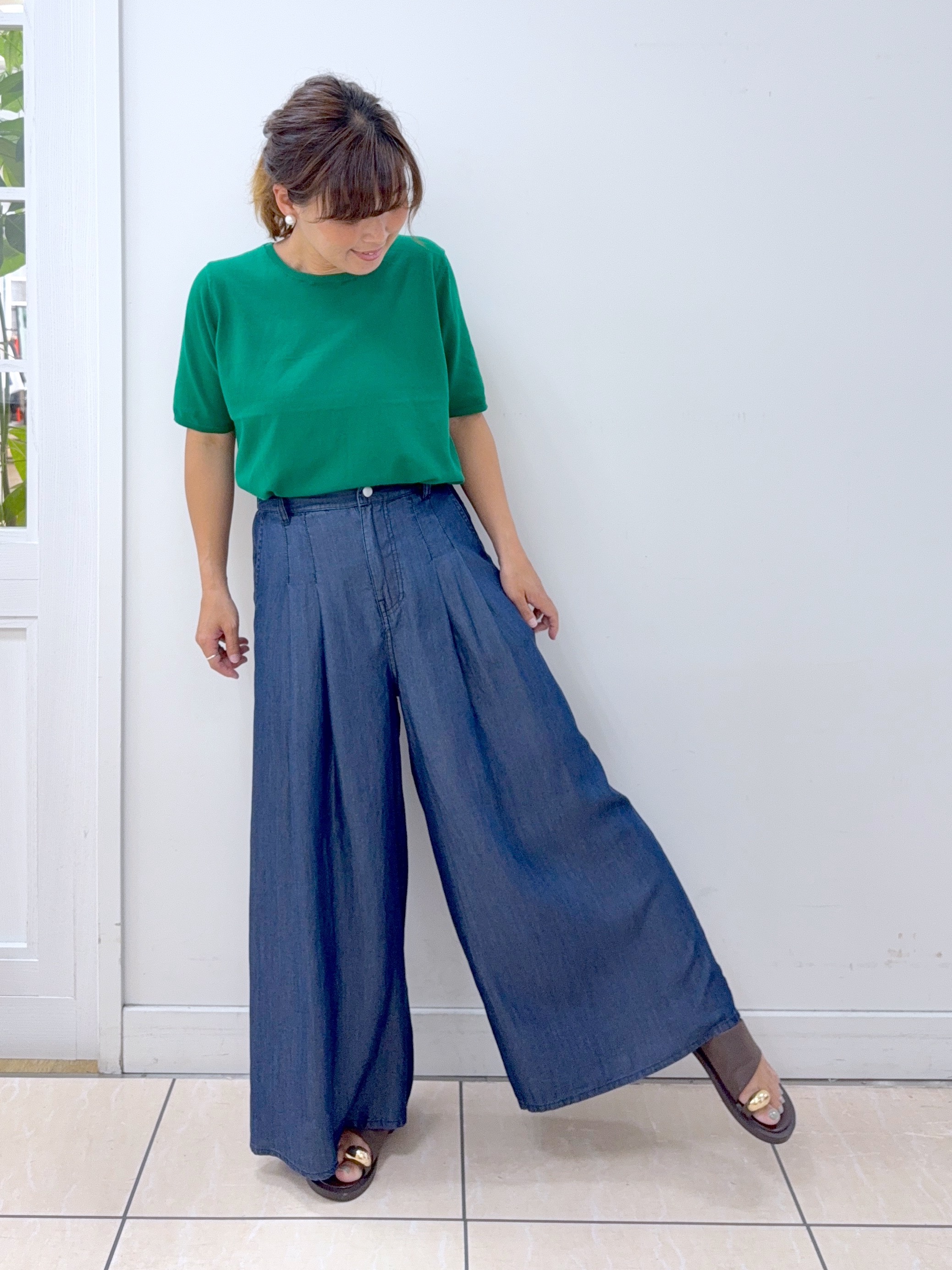 Osawaさんの「Dessin｜エアリーシアーブラウス」を使ったコーディネート