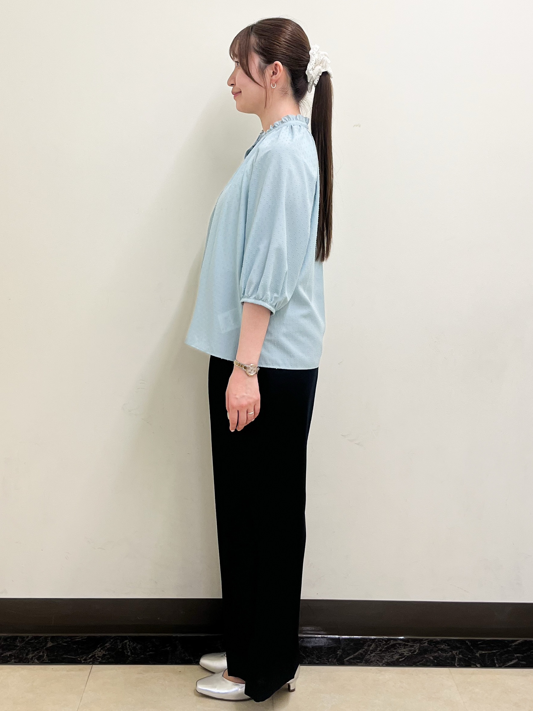 mikikoさんの「Reflect｜フロントボタンデザインブラウス」を使ったコーディネート