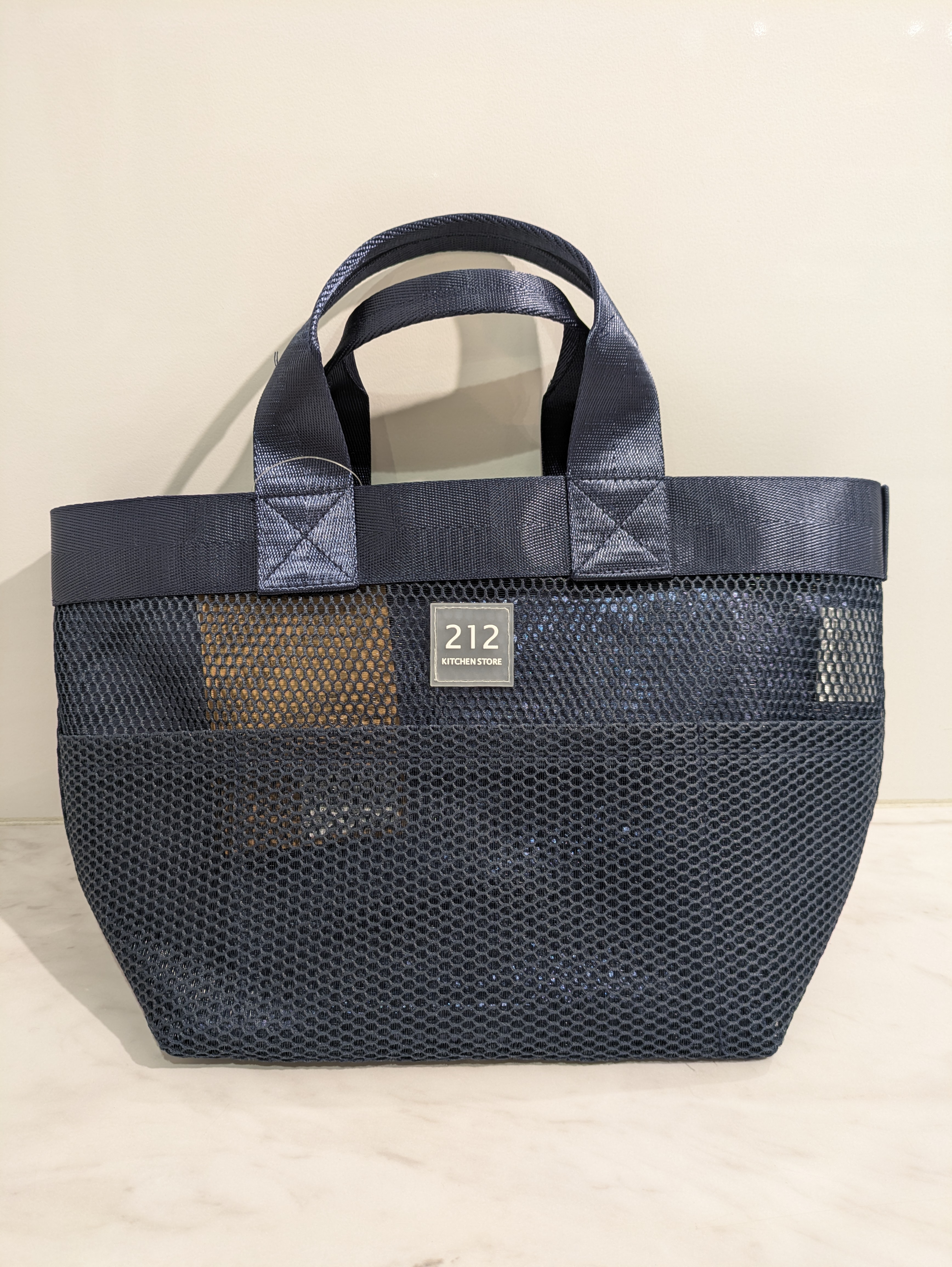 ヨコさんの「212 KITCHEN STORE｜3wayメッシュランチバッグ GR ＜212Kオリジナル ＞」を使ったコーディネート