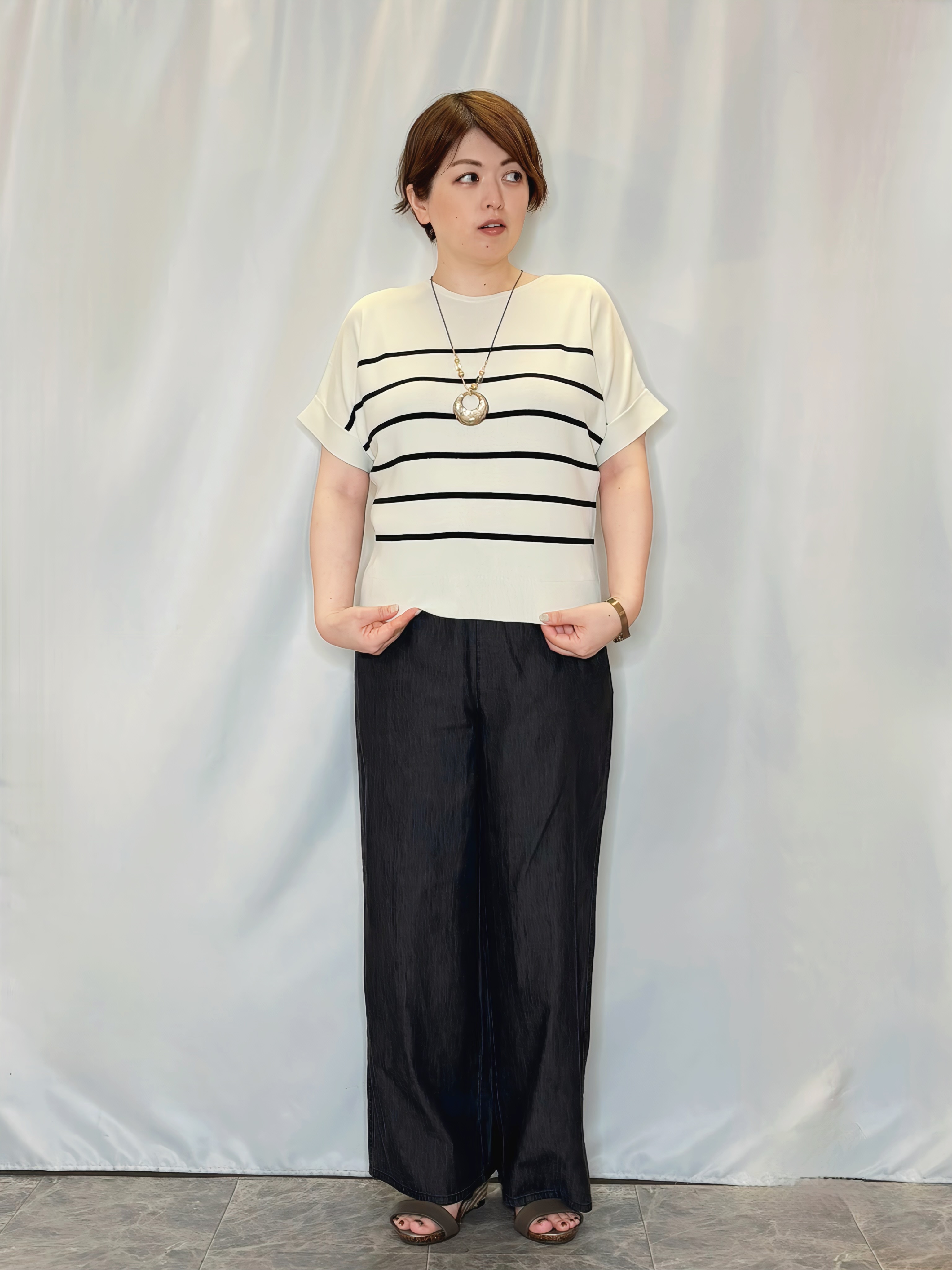 たみさんの「SHOO･LA･RUE｜【ひんやり/洗濯機可/S-LL】程よいVネックですっきり魅せる ジップアップ 7分袖シアーカーディガ」を使ったコーディネート