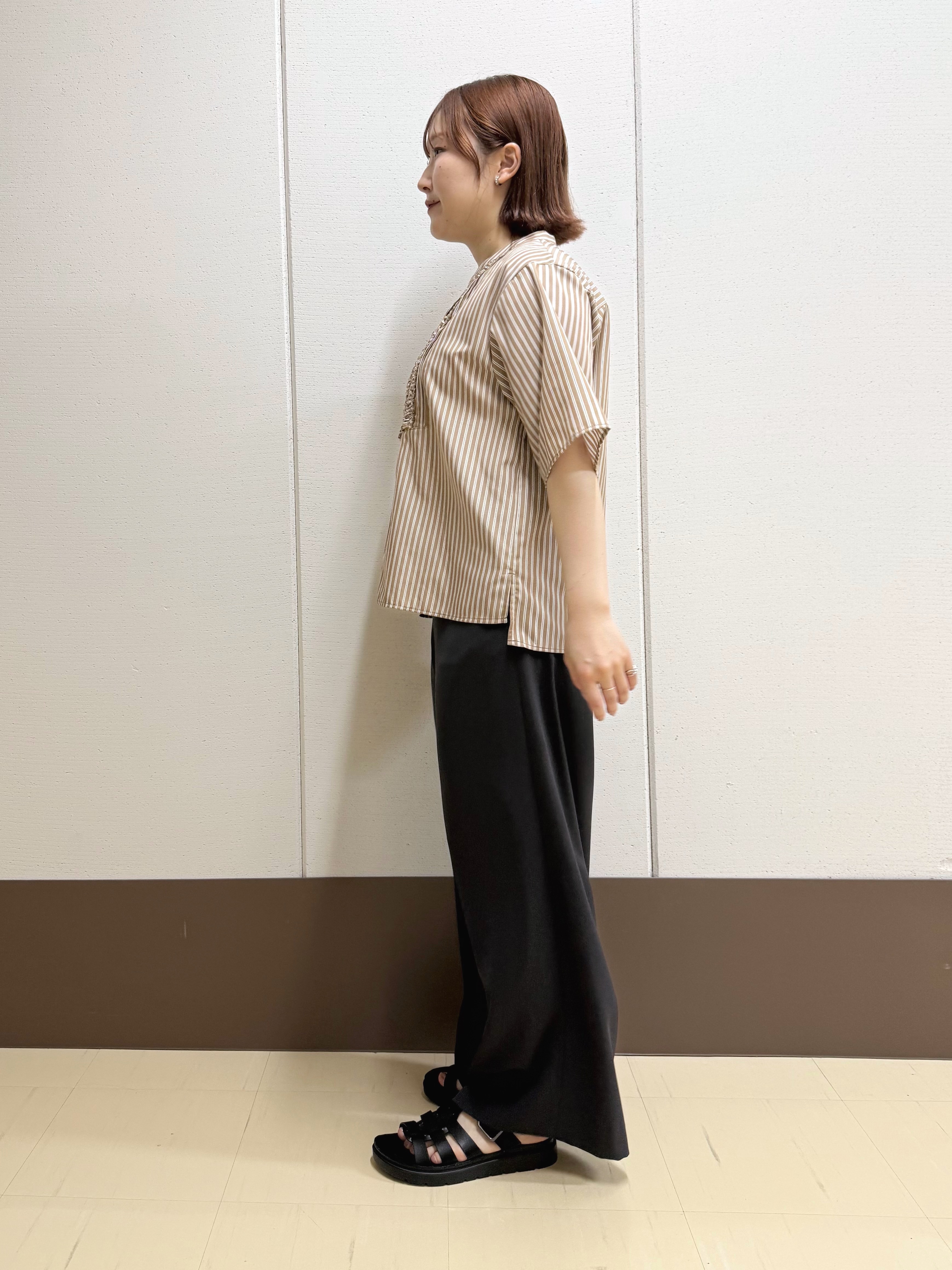 Rikoさんの「INDIVI｜【UVケア／吸汗速乾／着映え】フリルピンタックブラウス」を使ったコーディネート